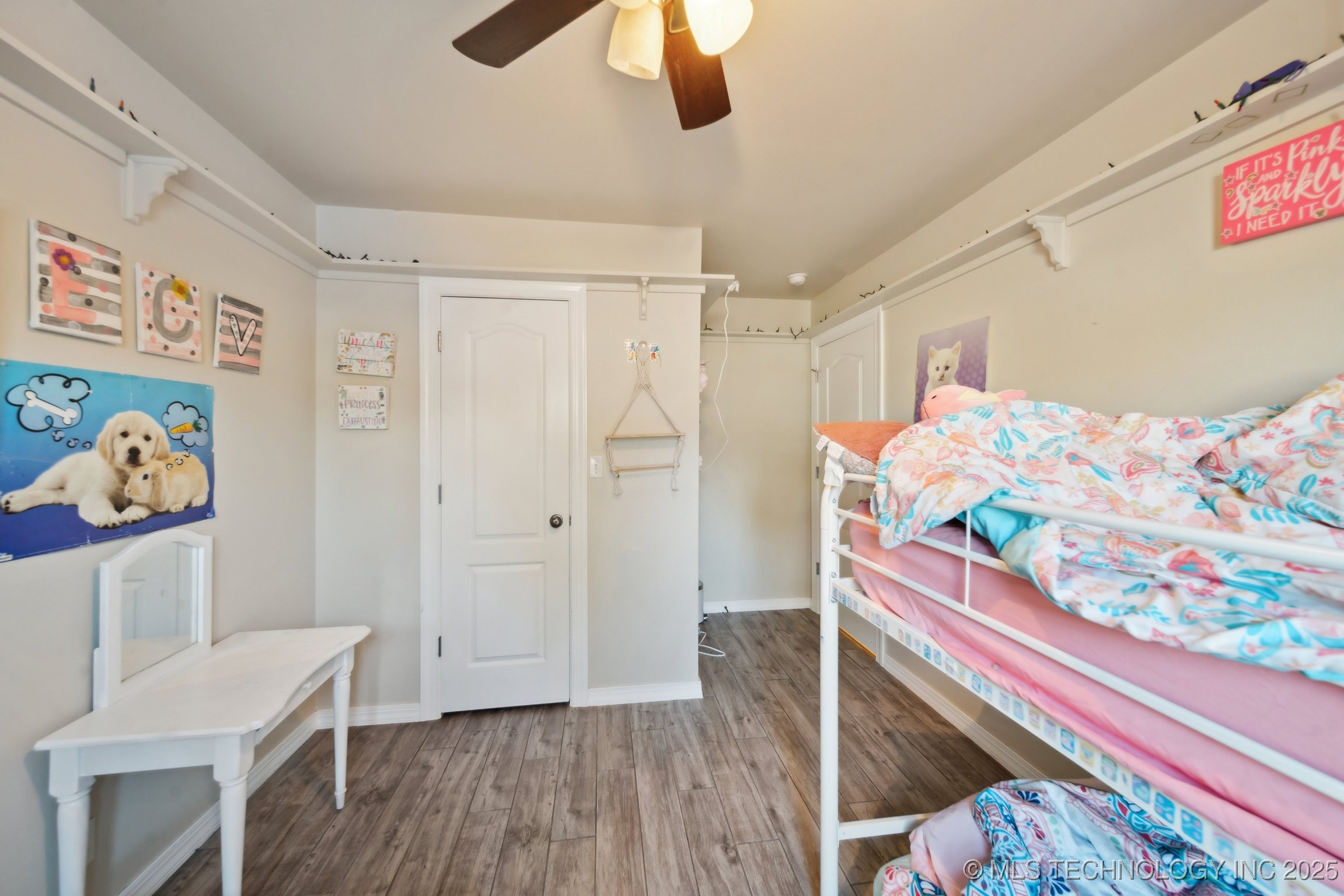 112 E Granger Place