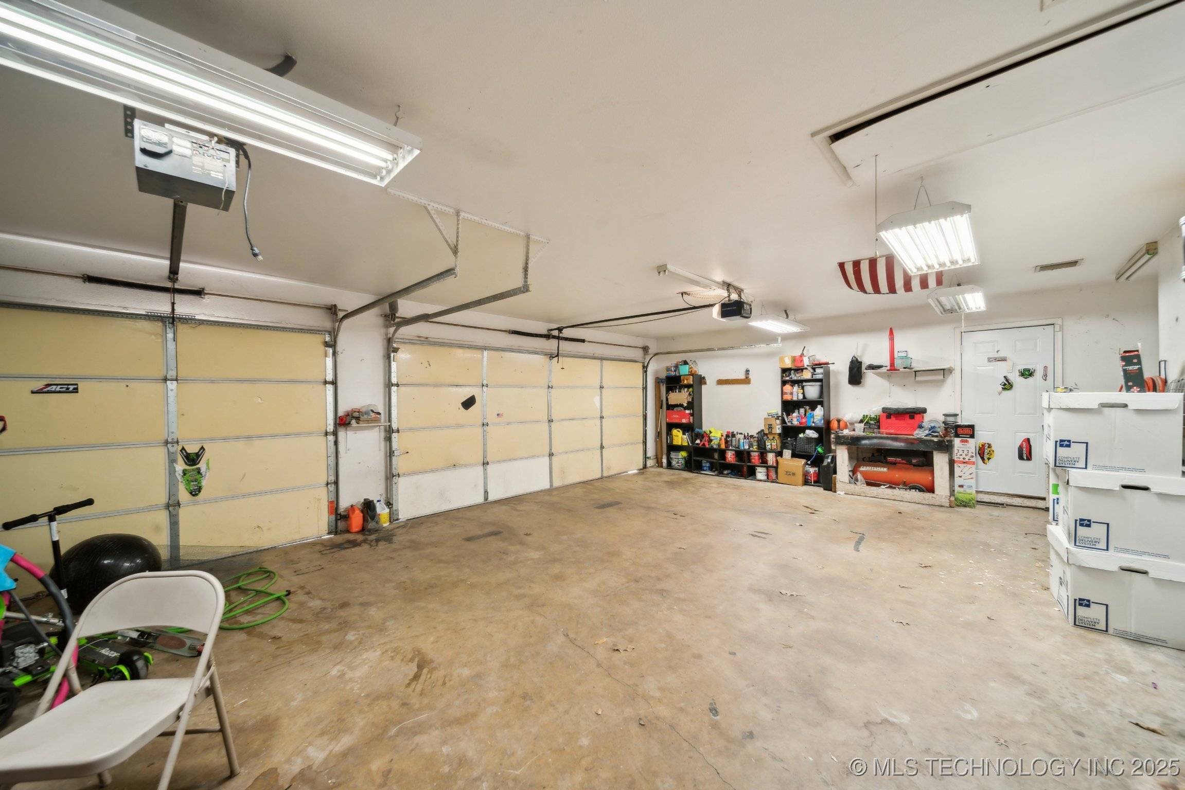 112 E Granger Place