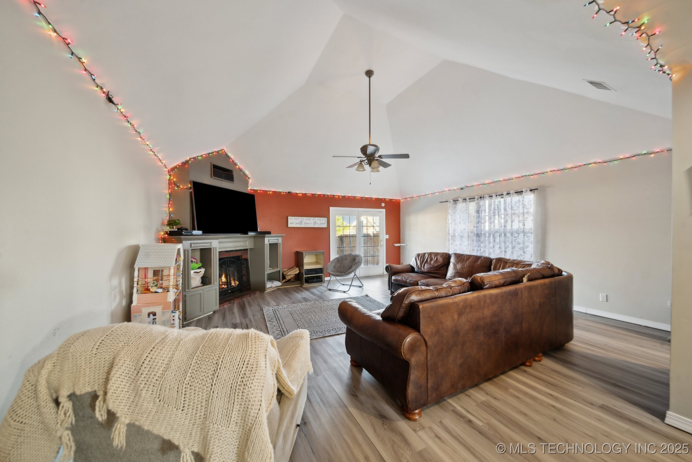 112 E Granger Place