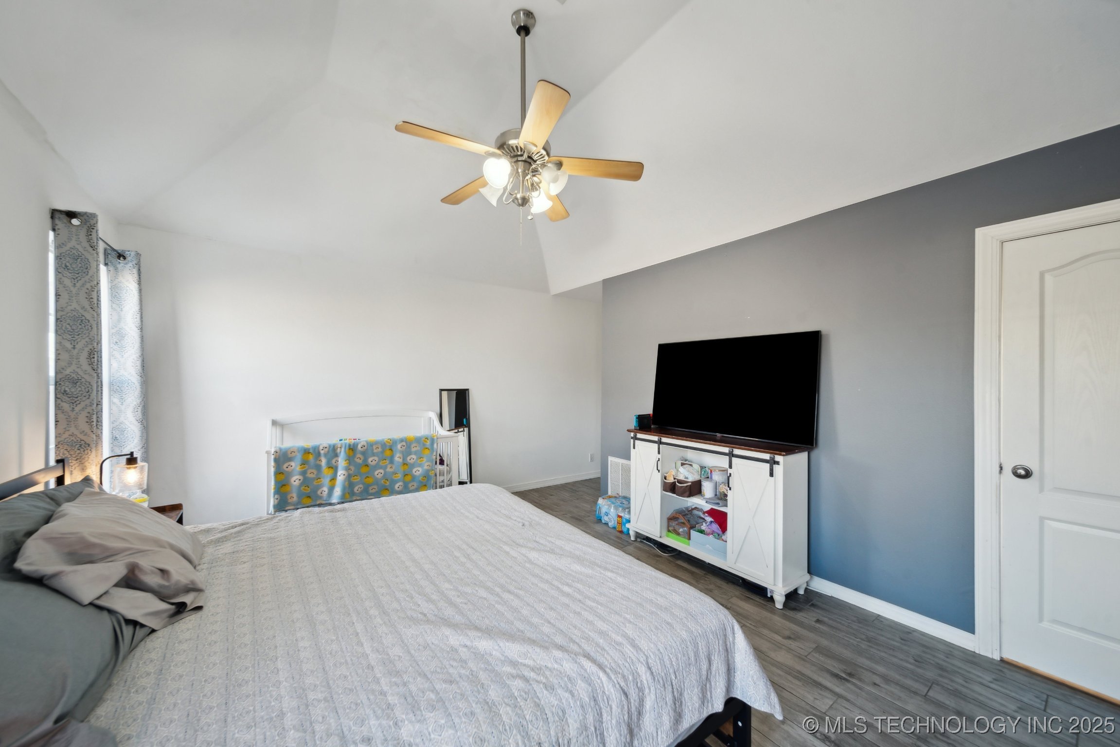 112 E Granger Place