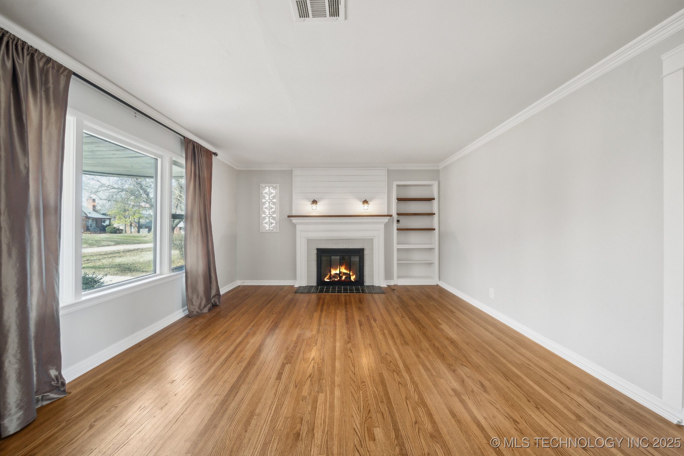 911 S Urbana Avenue