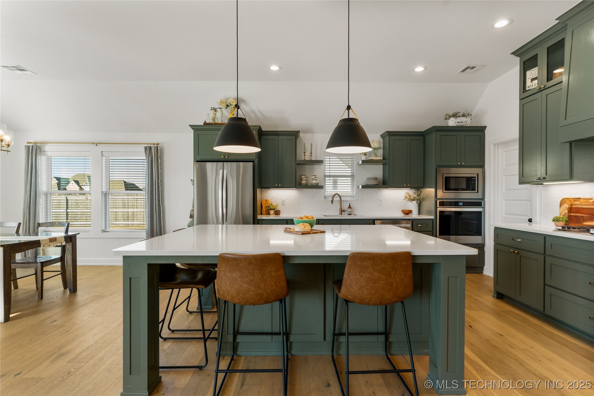 102 W 166th Place S