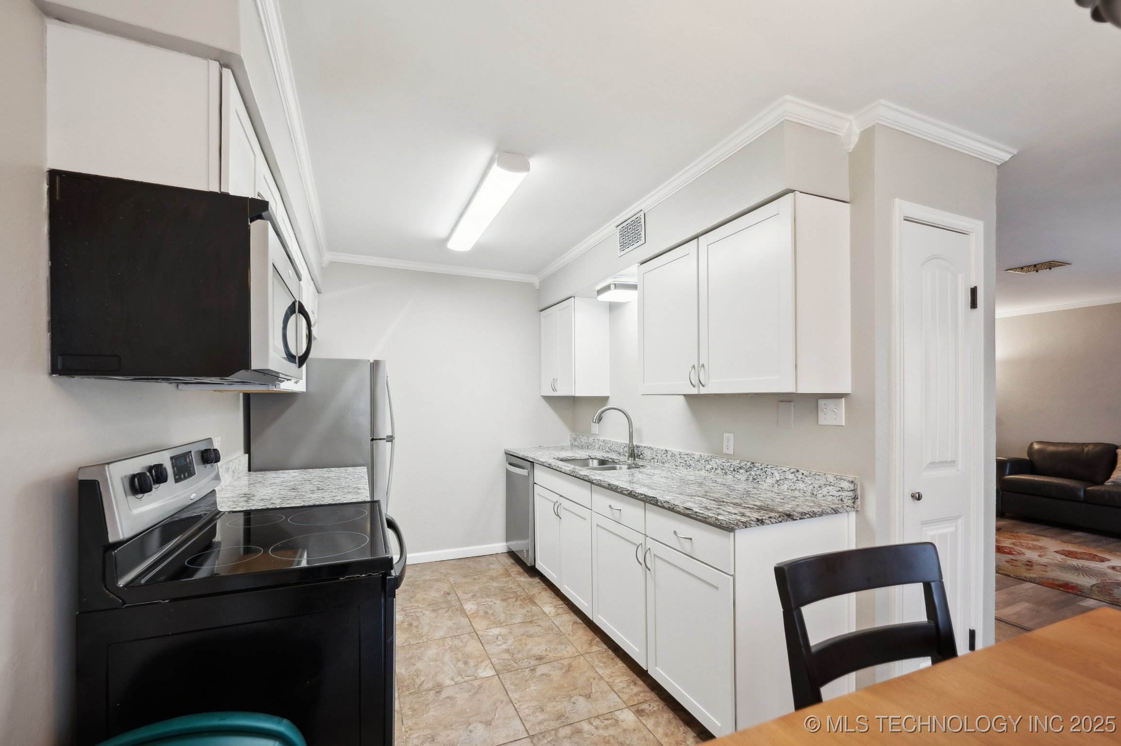 4313 E 68th Street 518