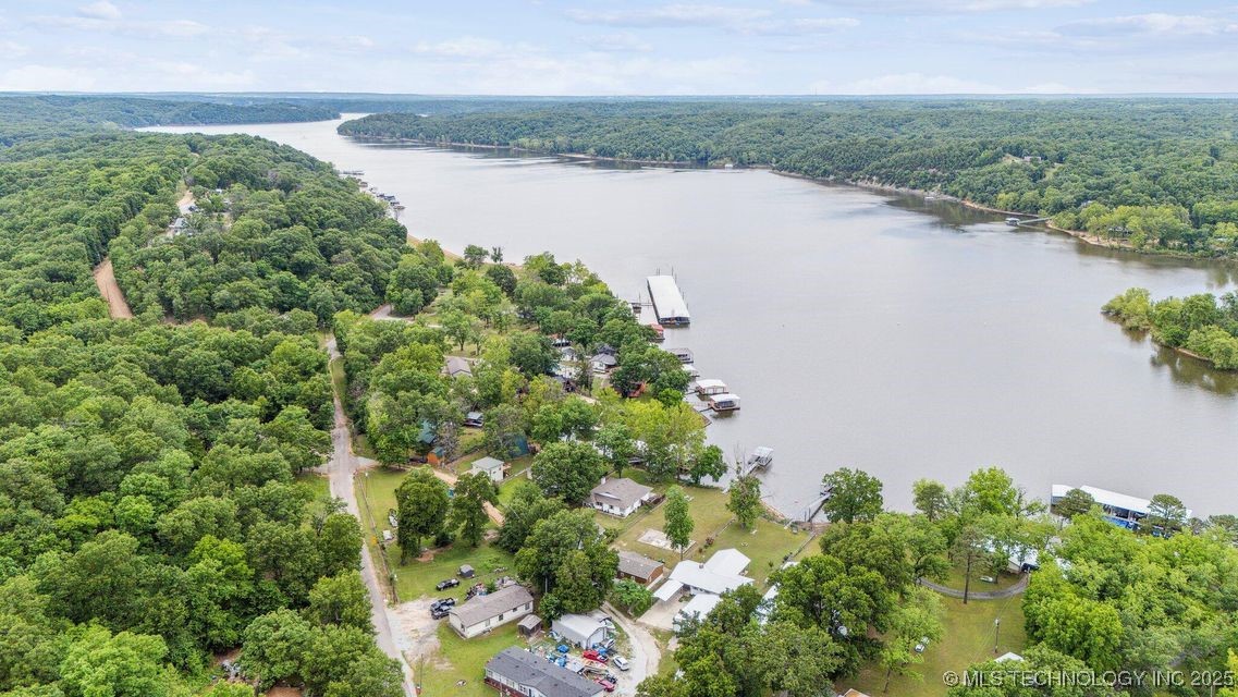 150 Private Road 121