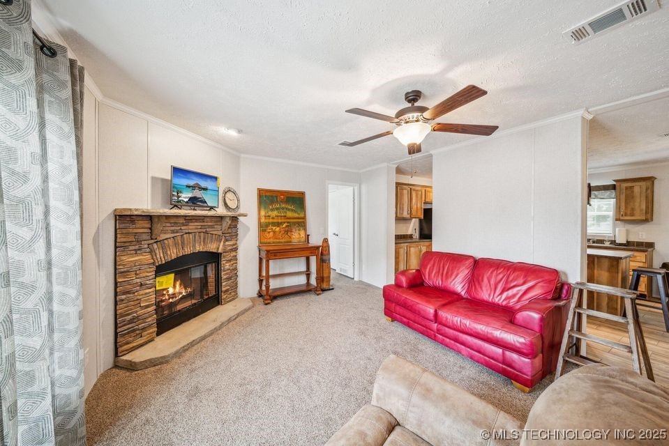 150 Private Road 121