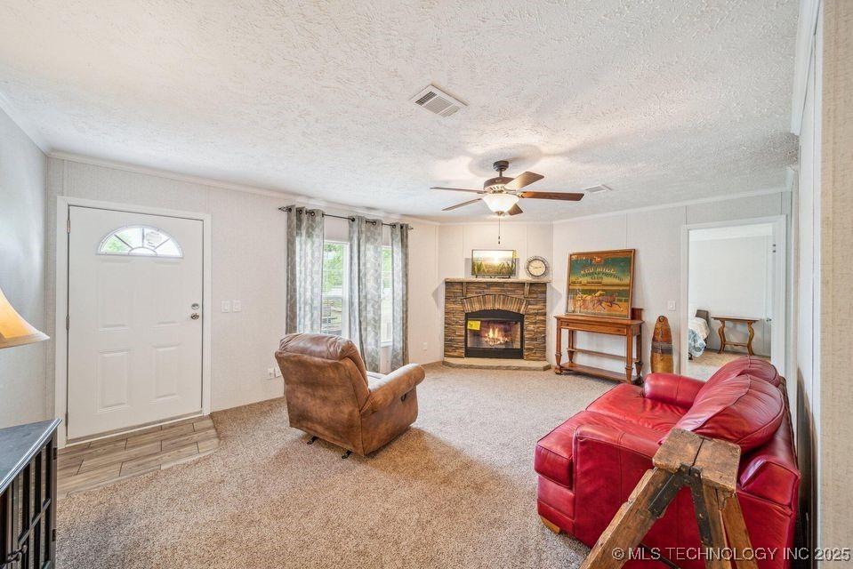 150 Private Road 121