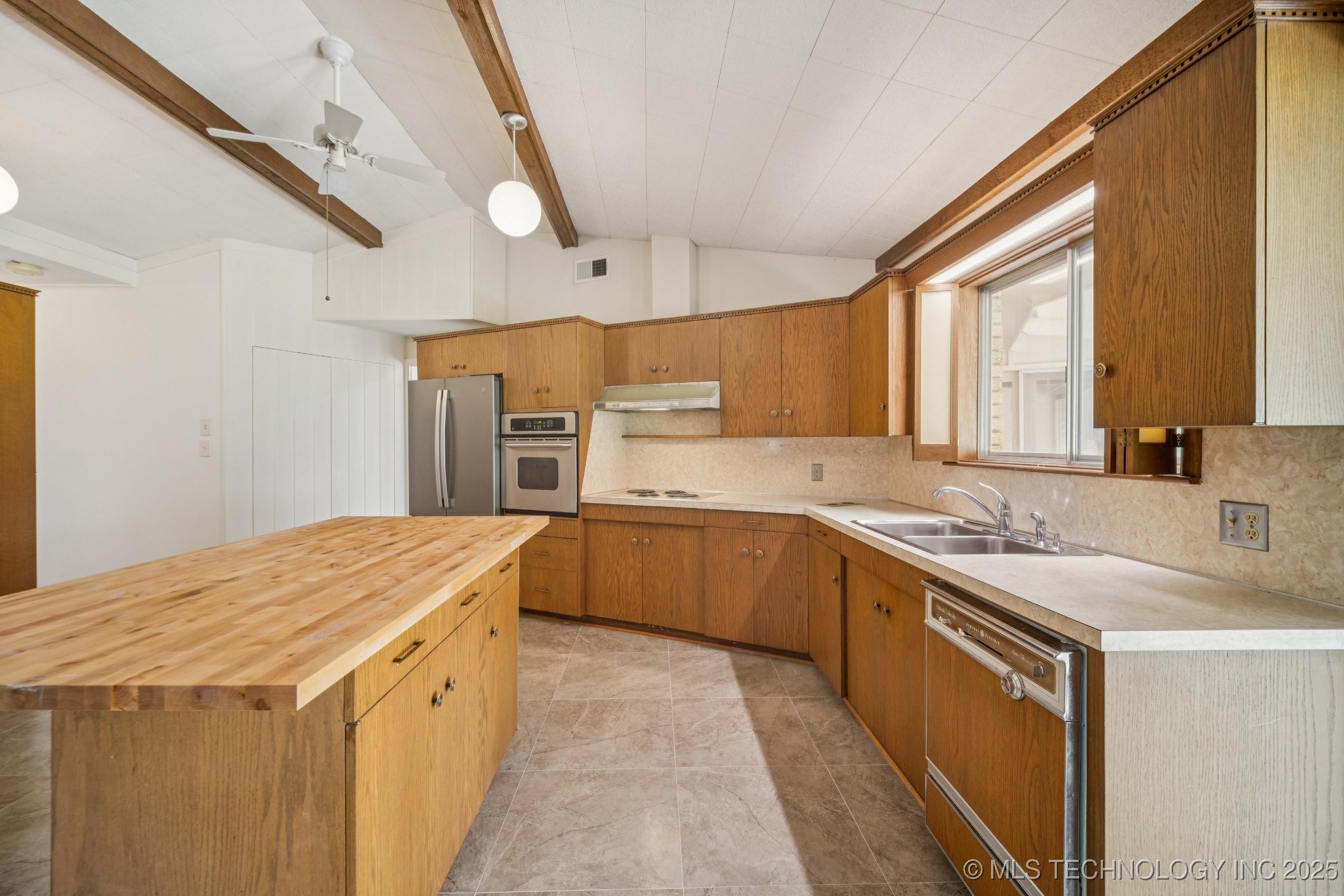 1234 S 101st East Avenue