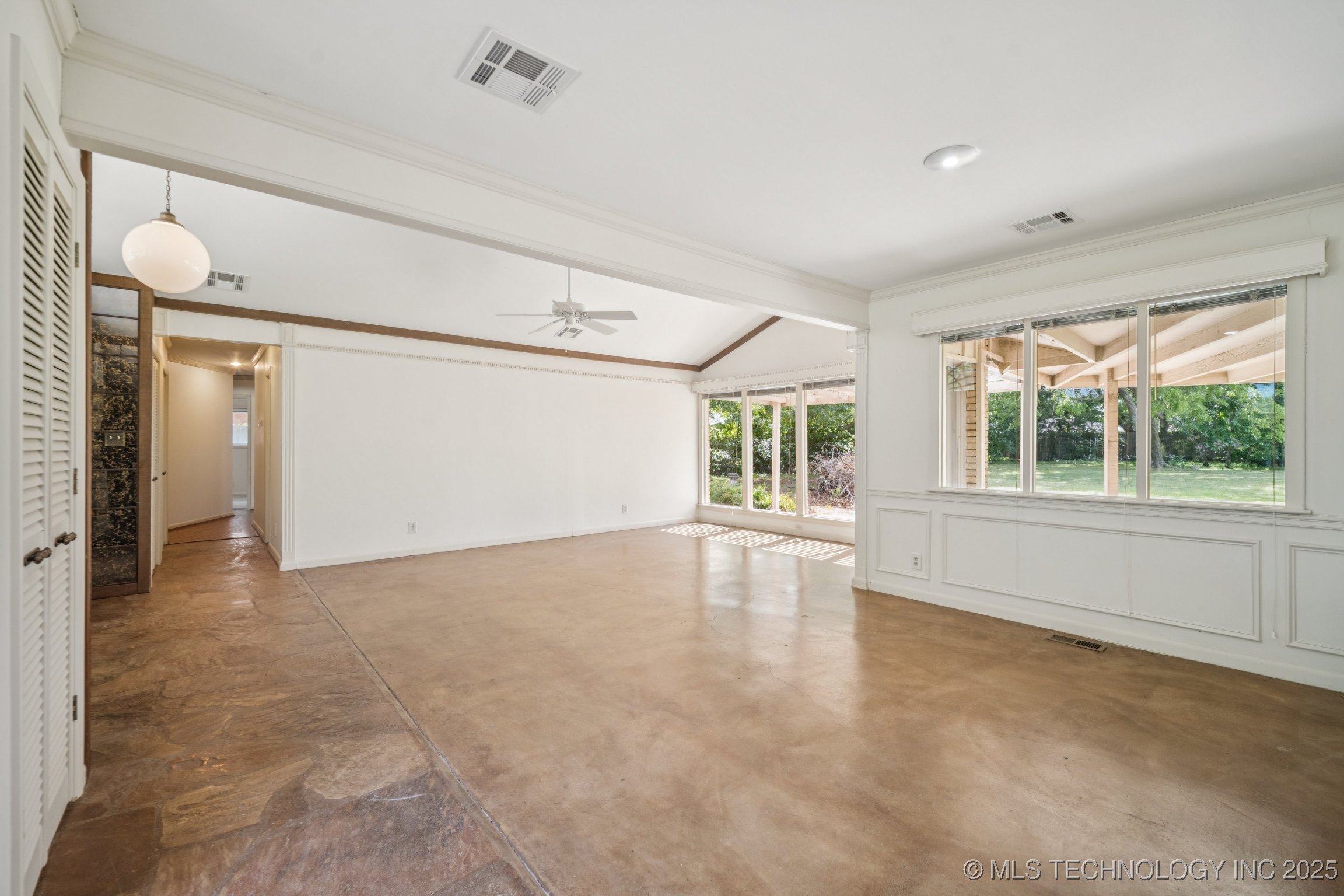 1234 S 101st East Avenue