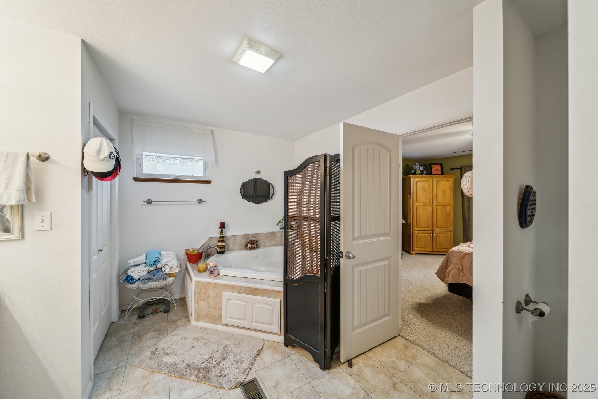 2219 Hart Cove Drive