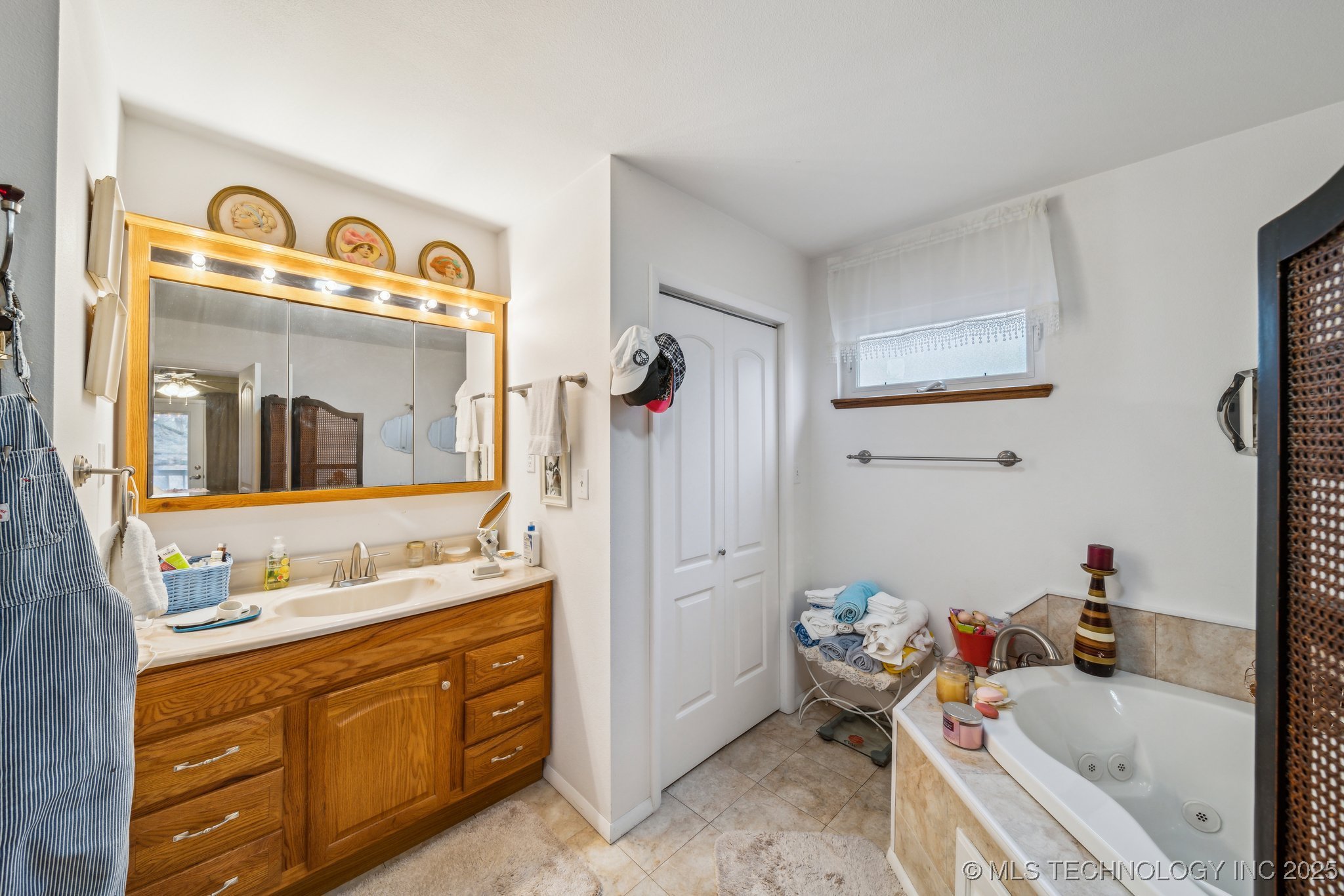 2219 Hart Cove Drive