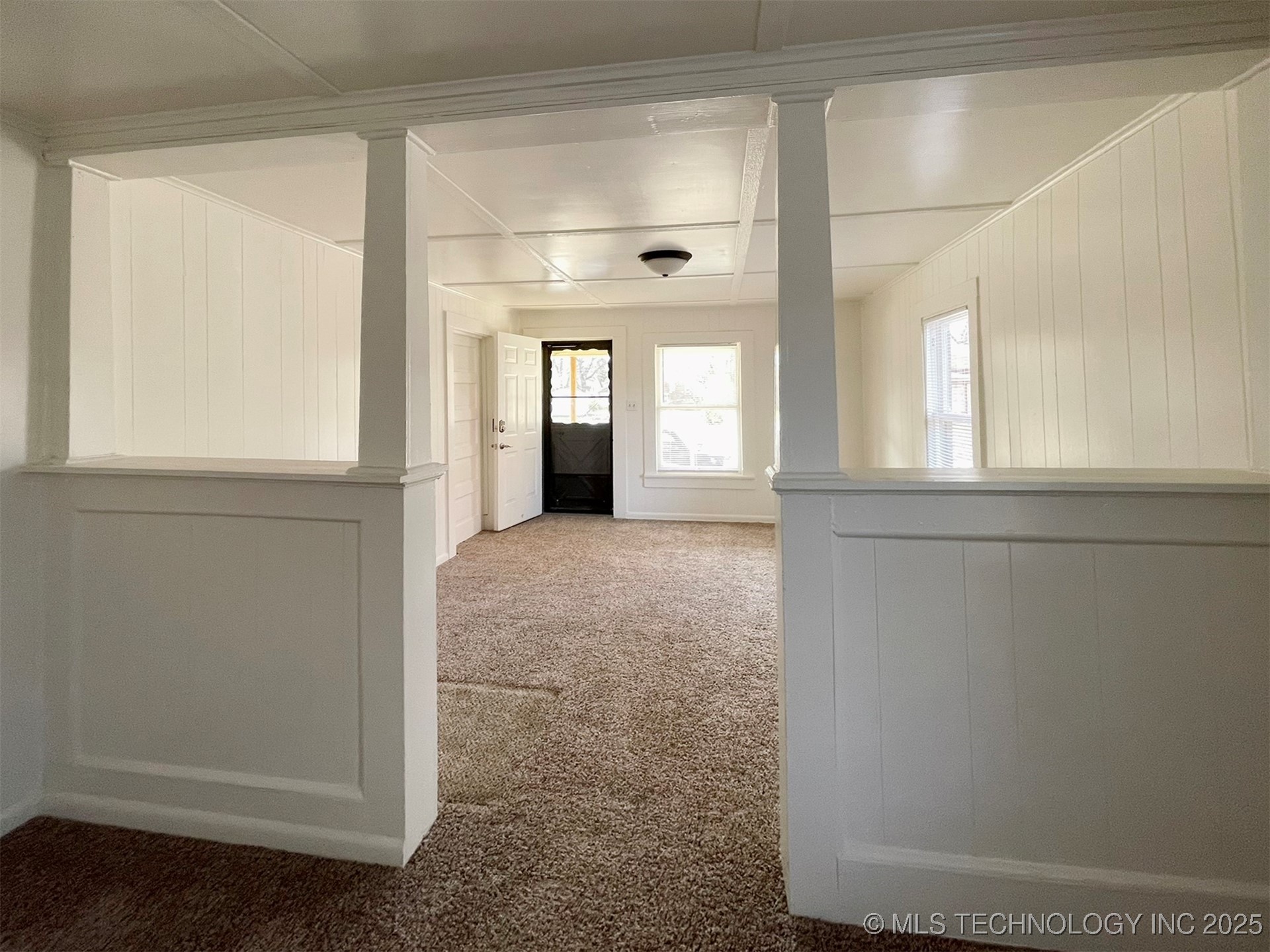61 N Florence Avenue