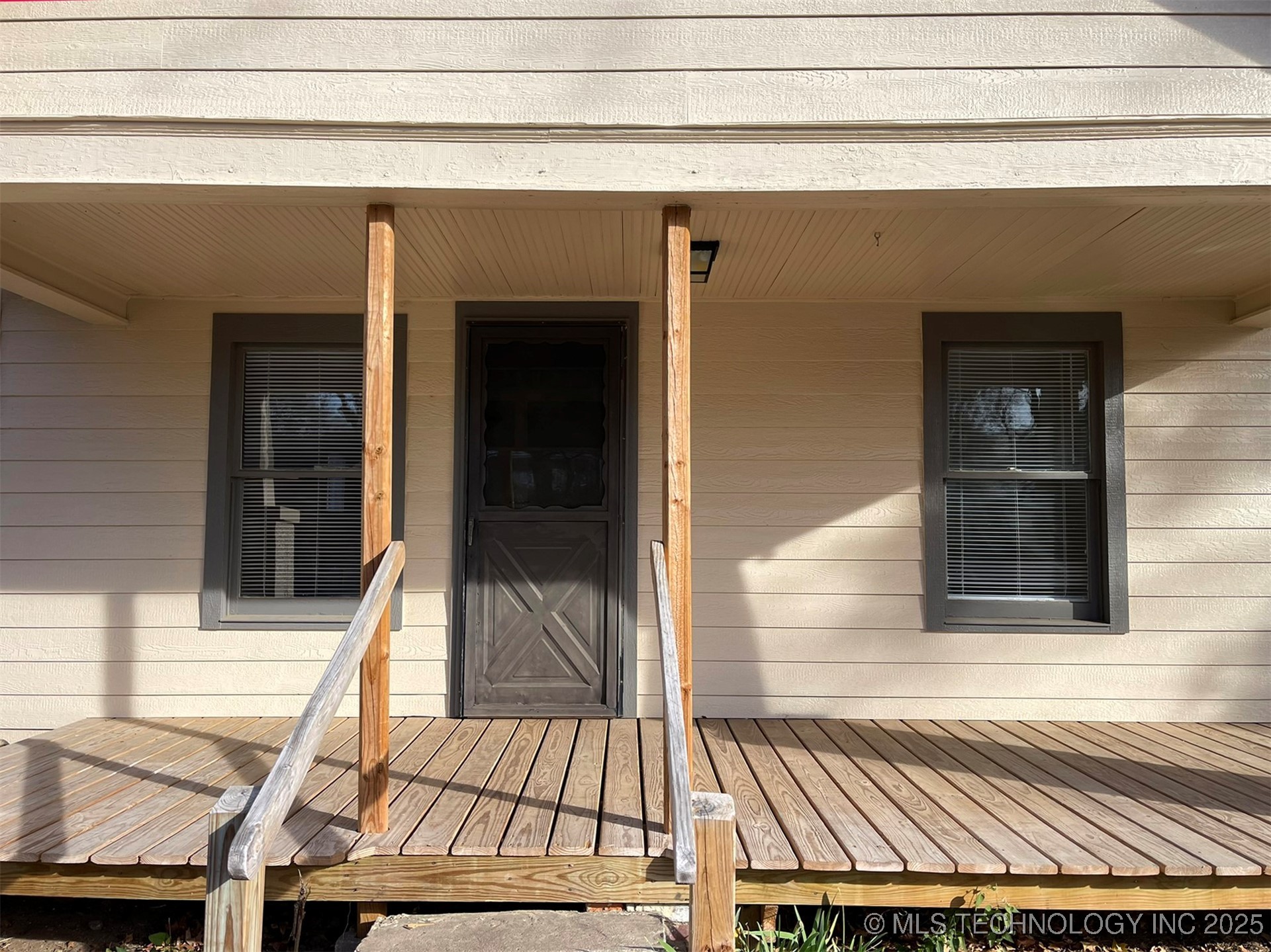 61 N Florence Avenue