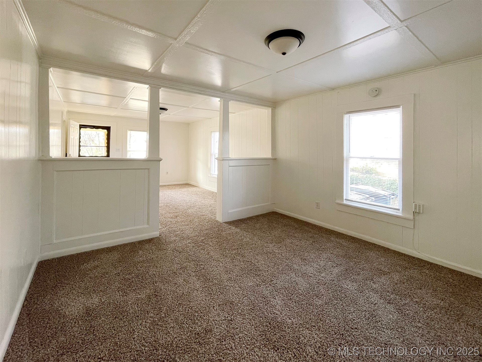 61 N Florence Avenue