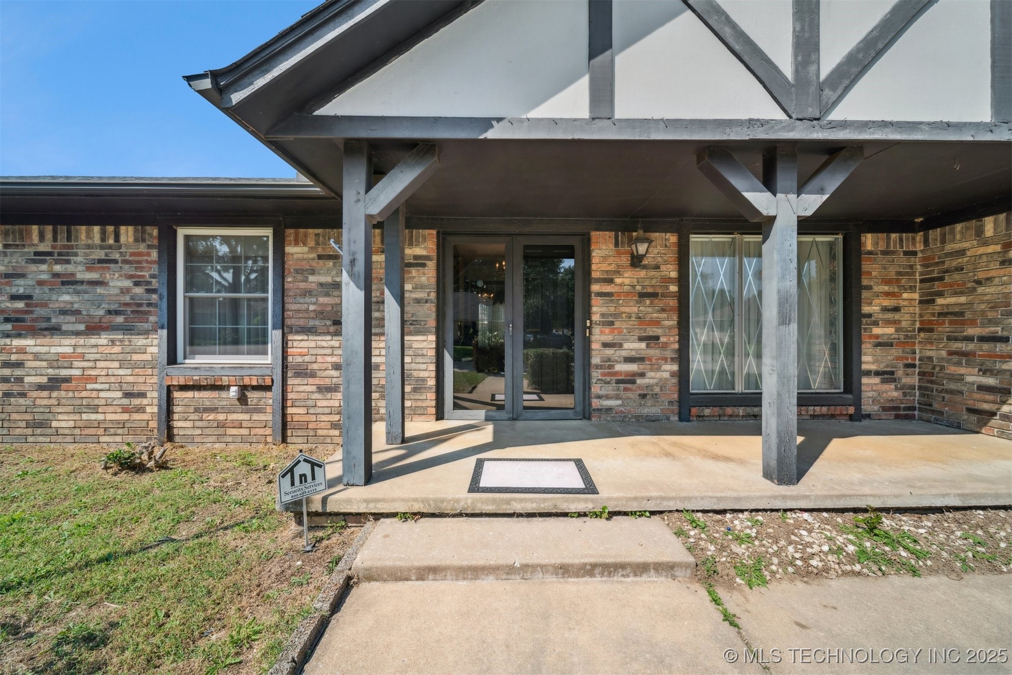 1411 N Choctaw Place