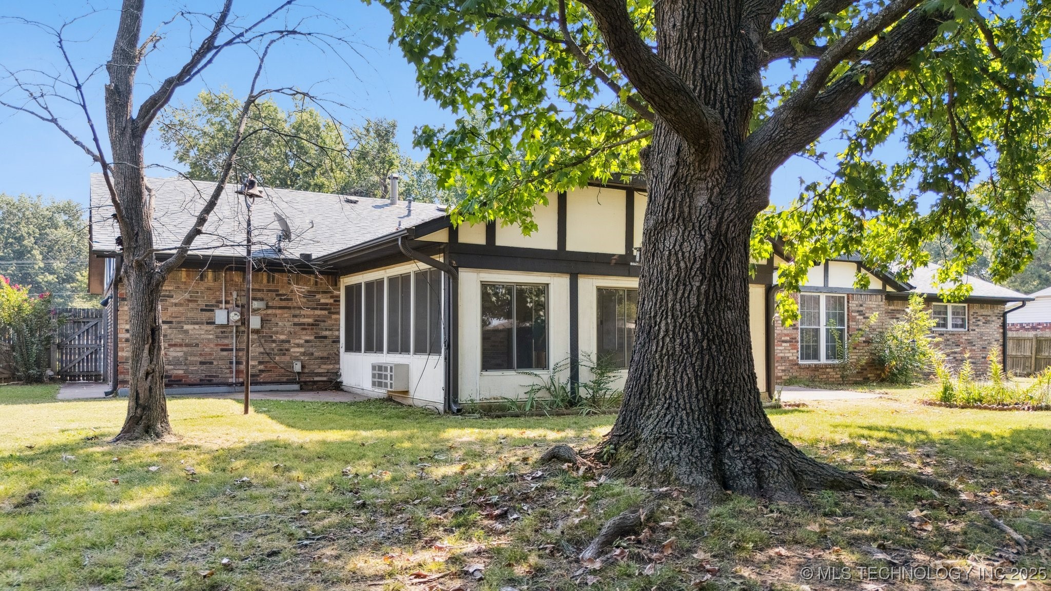 1411 N Choctaw Place