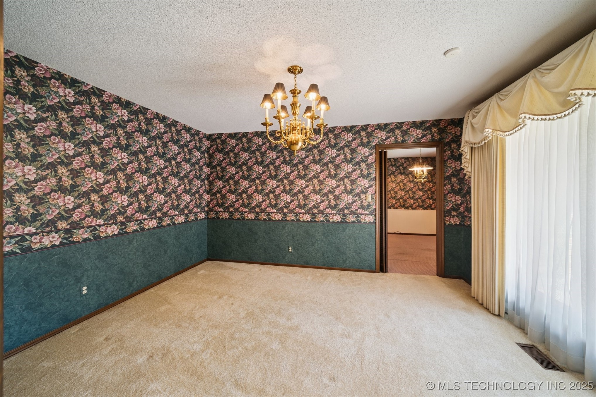 1411 N Choctaw Place