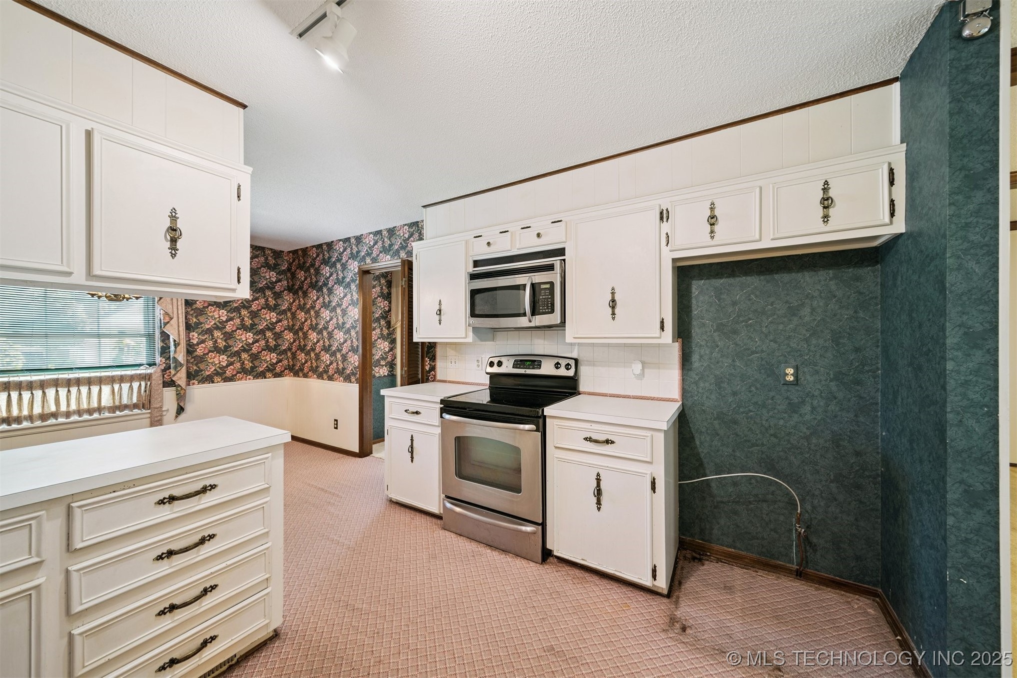 1411 N Choctaw Place