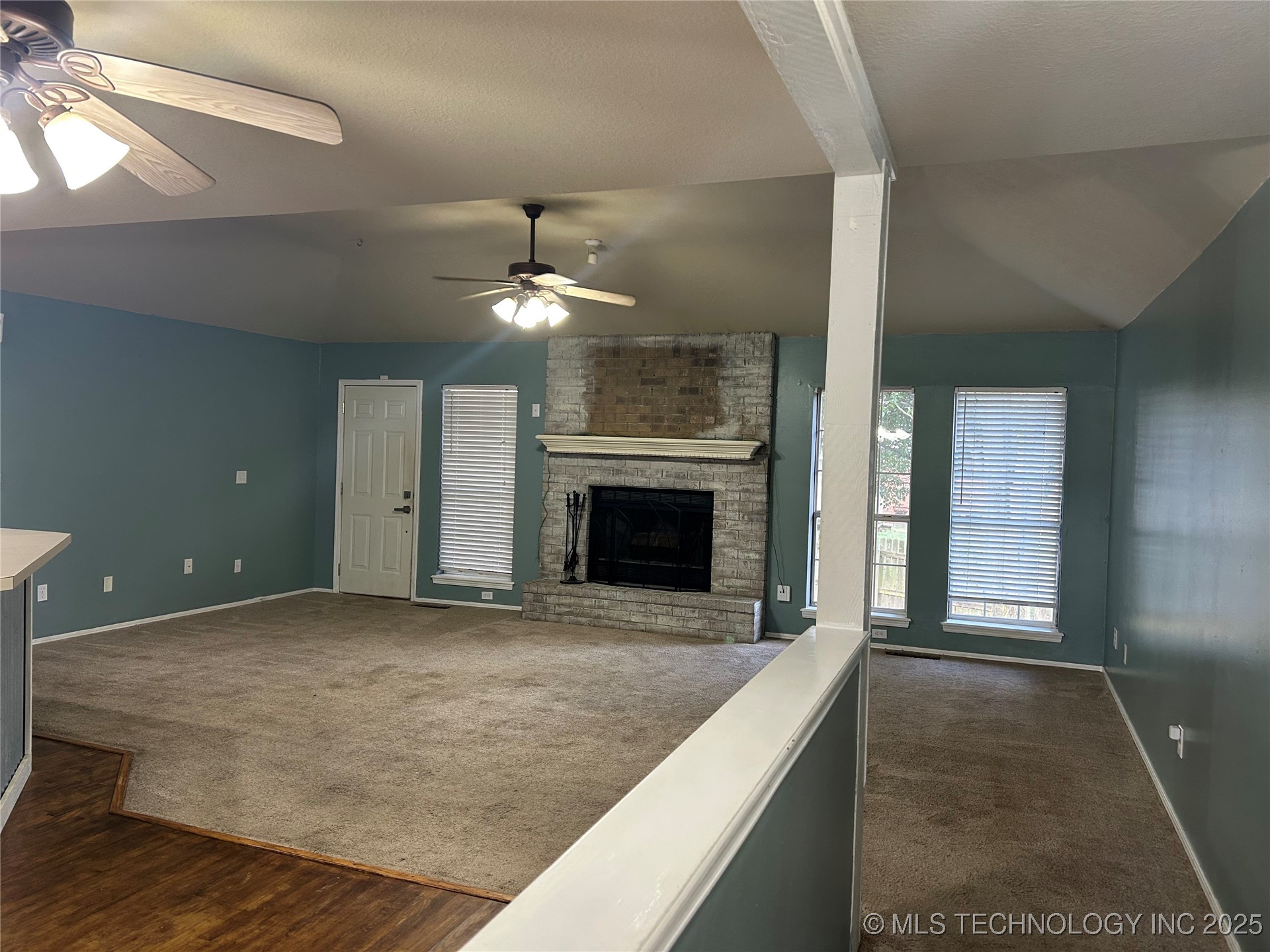 511 Glencoe Circle