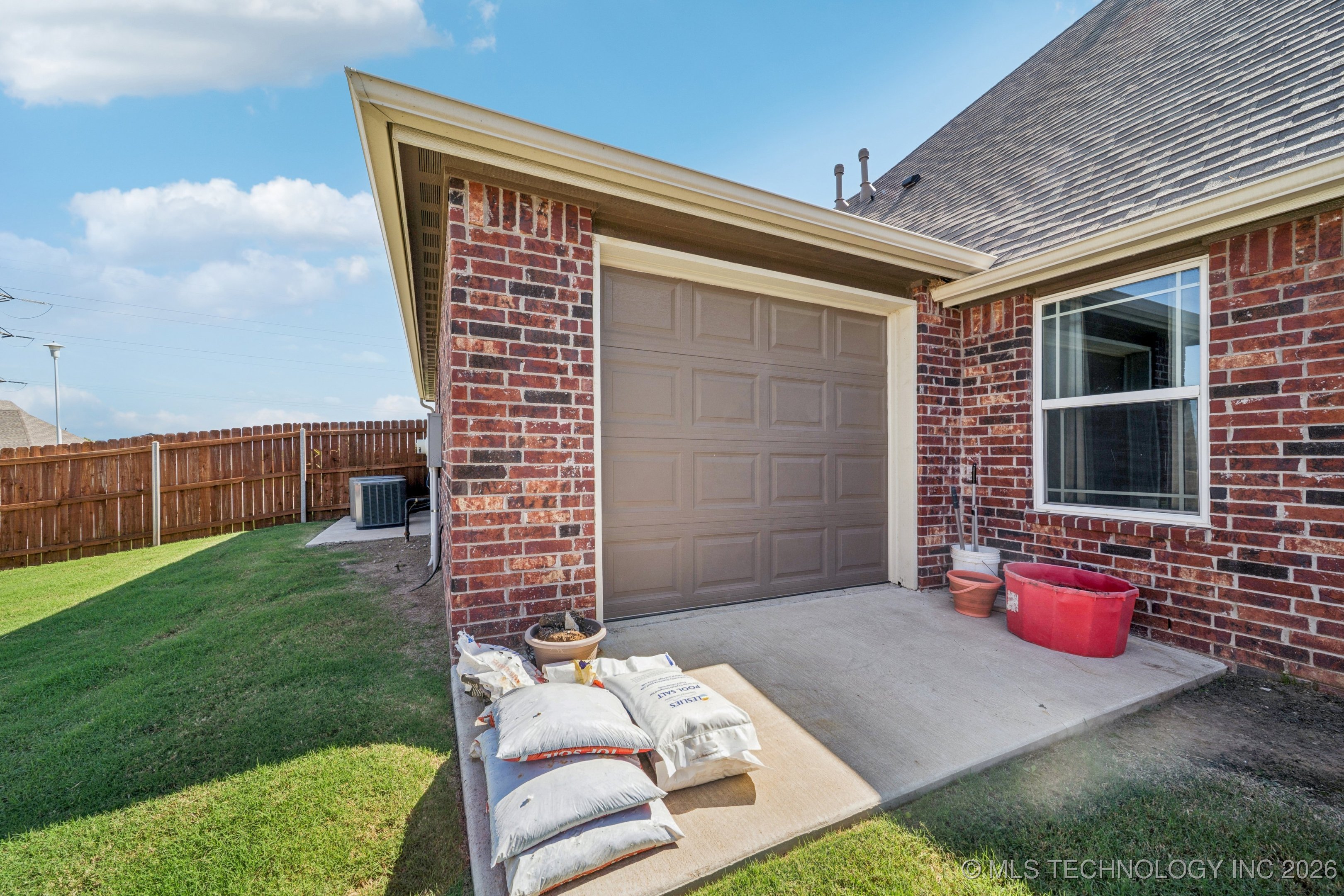 12860 N 44th Street S