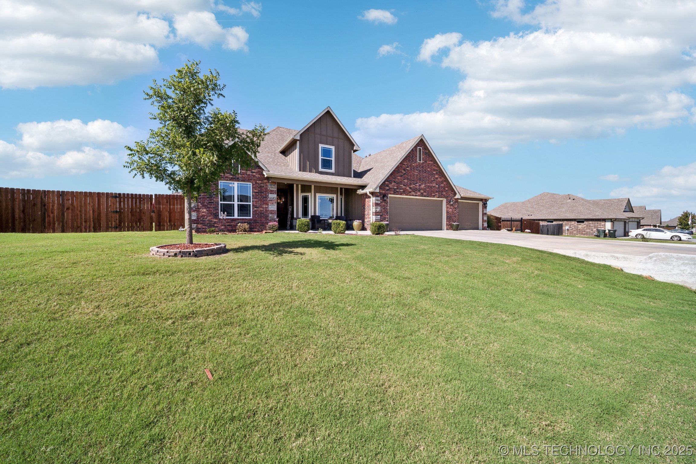 12860 N 44th Street S