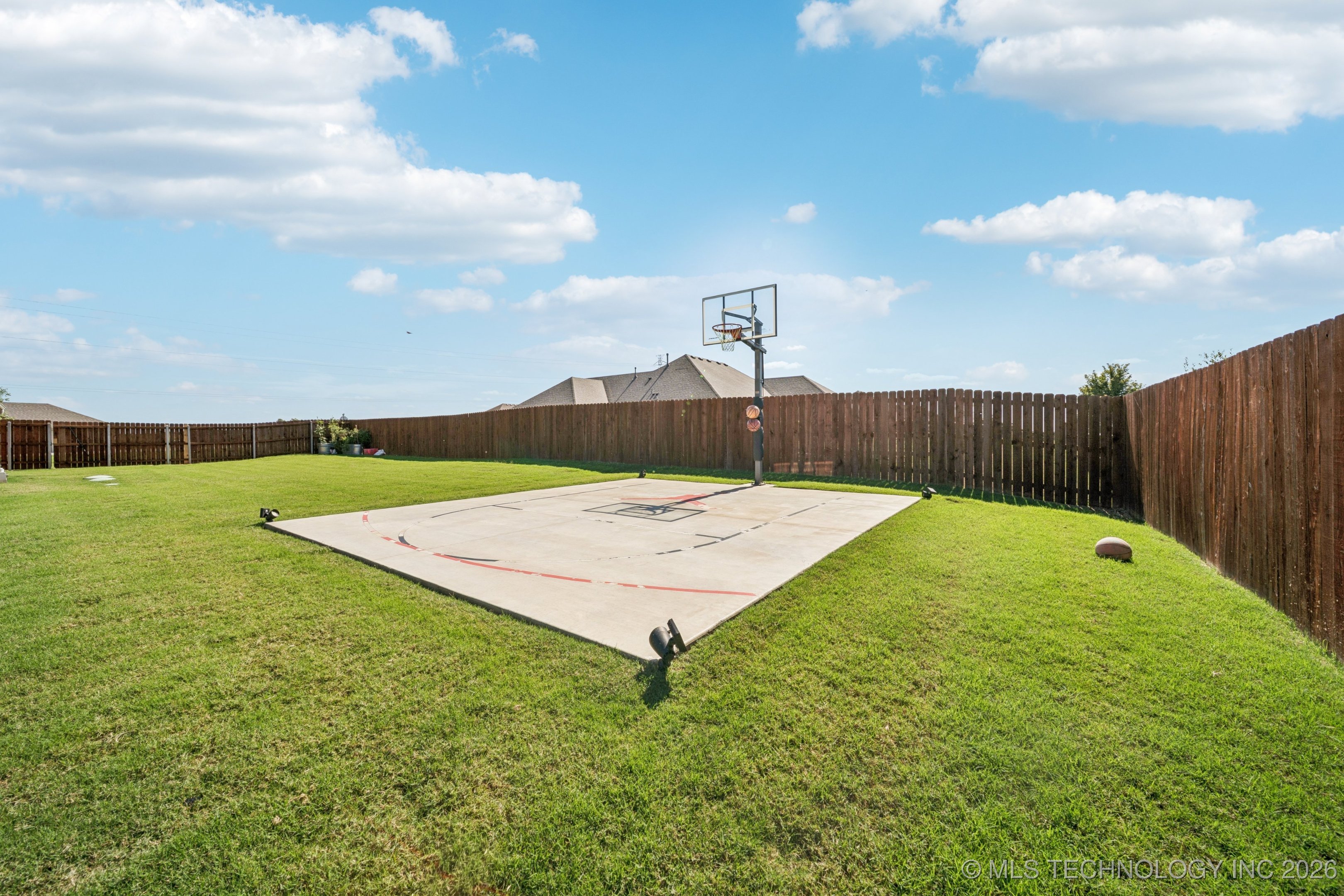 12860 N 44th Street S