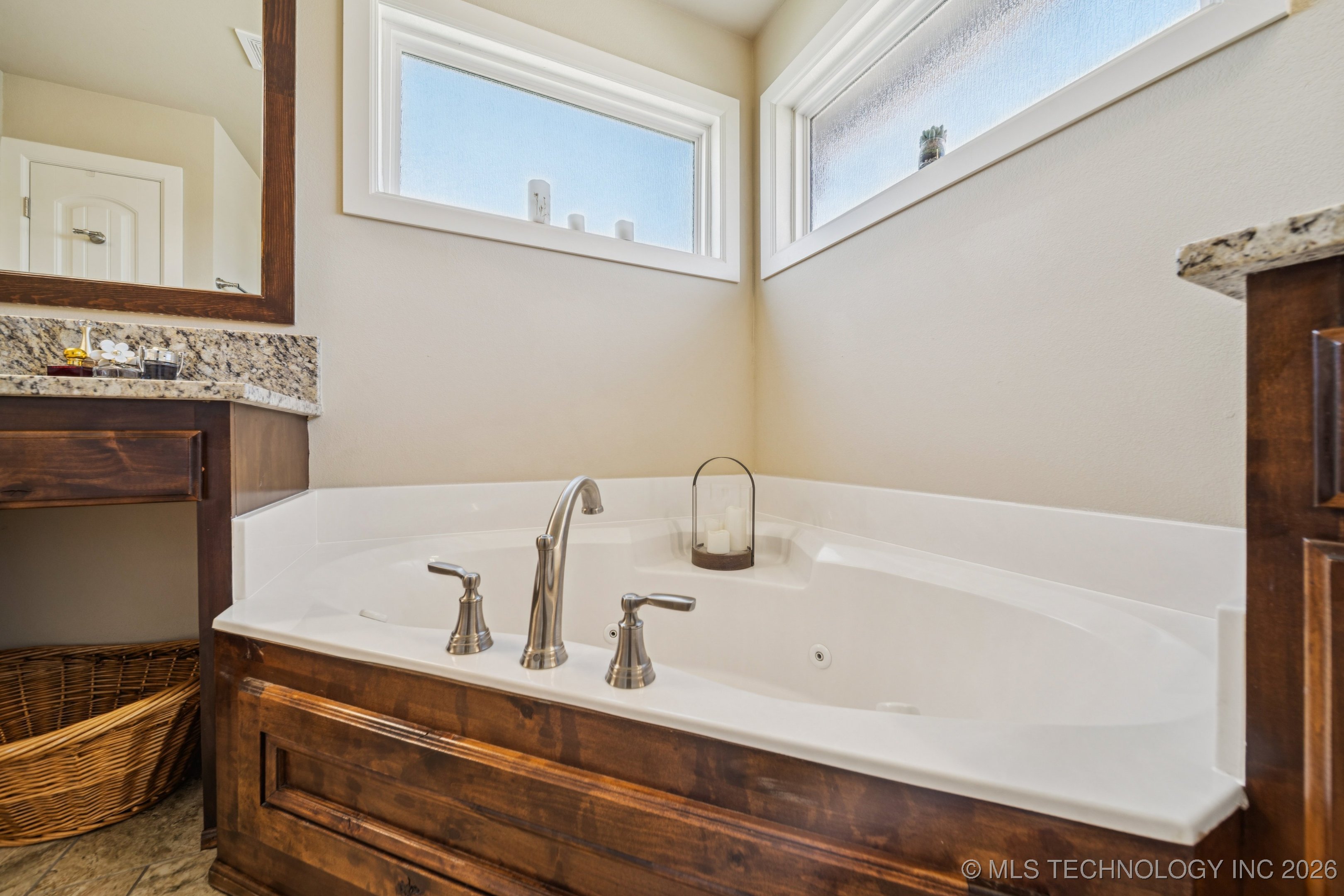 12860 N 44th Street S