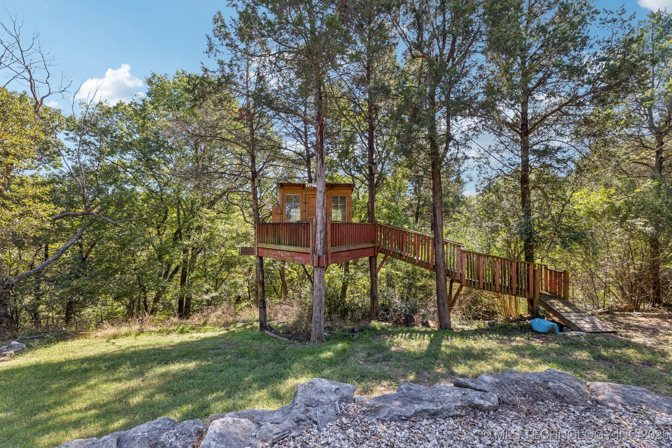 18894 E 80th Street North N