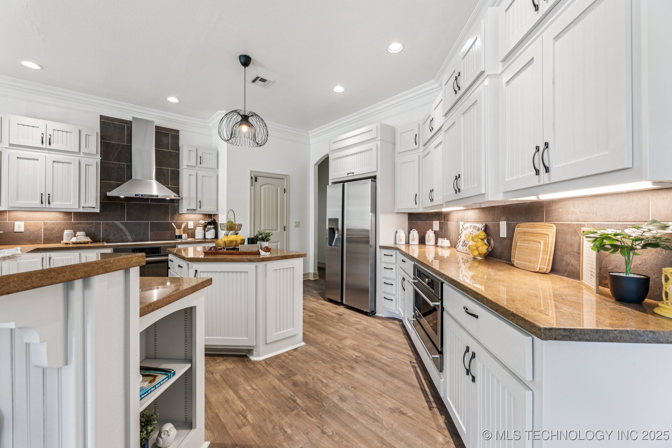 18894 E 80th Street North N