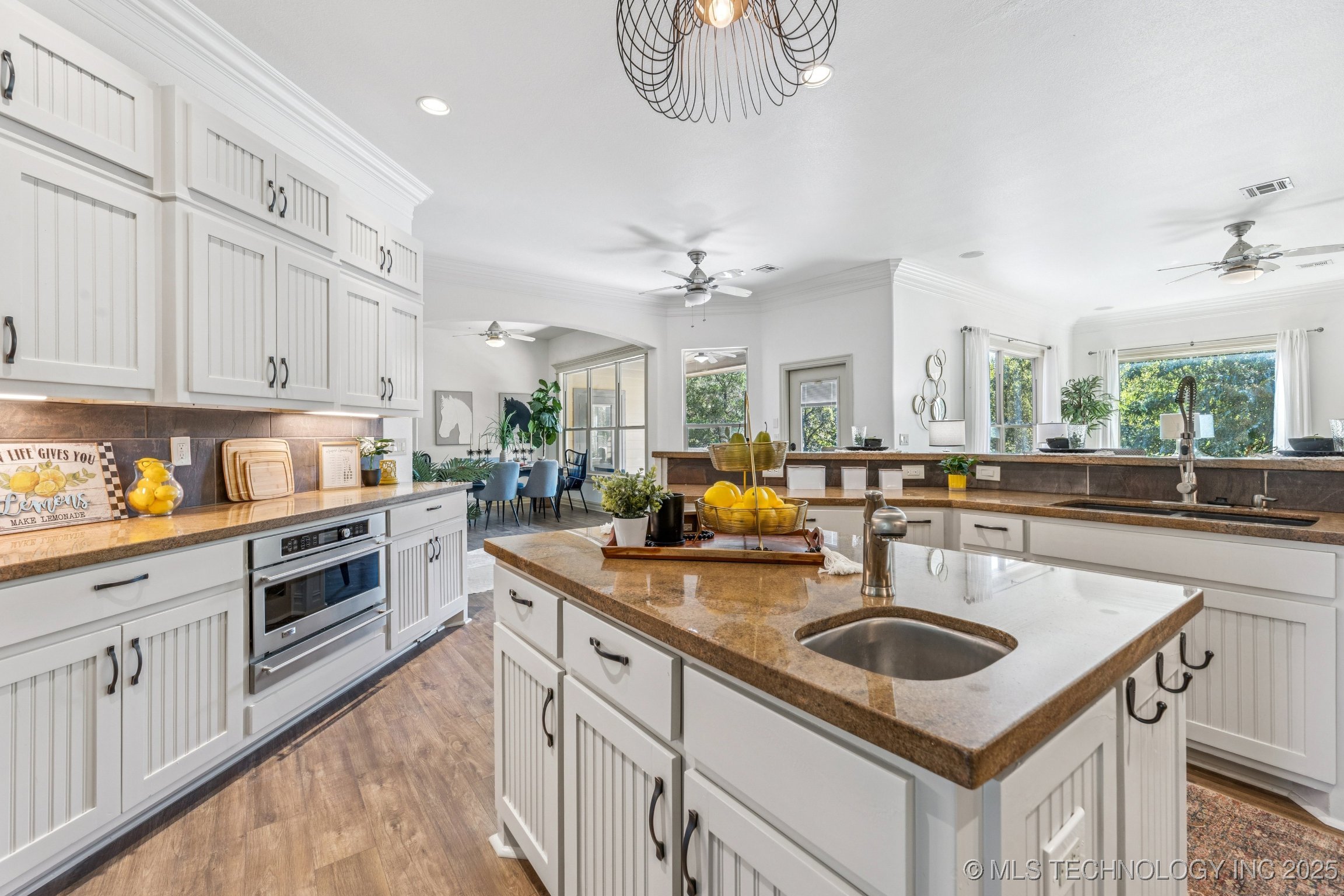 18894 E 80th Street North N