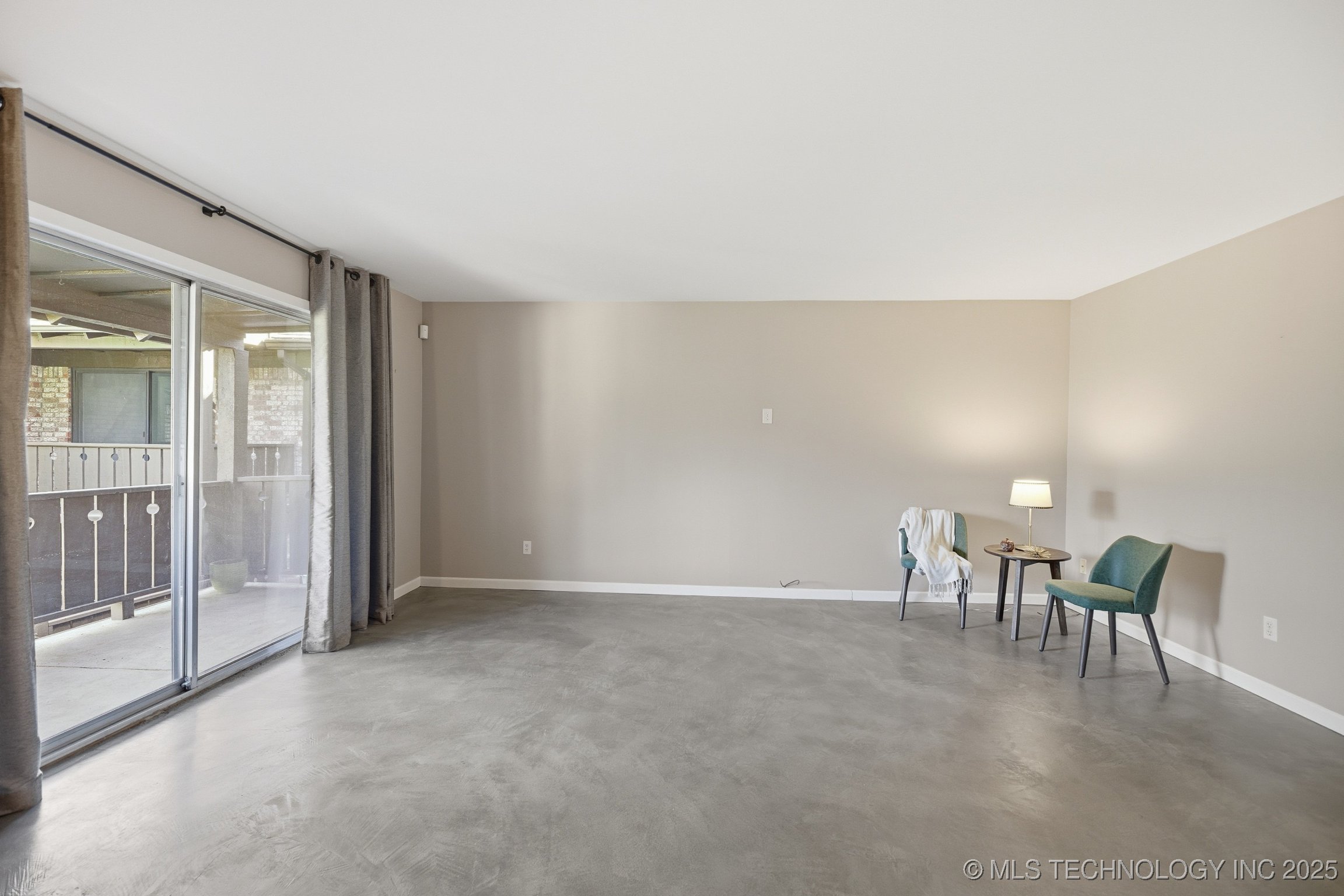 7 Woodward Boulevard E 218