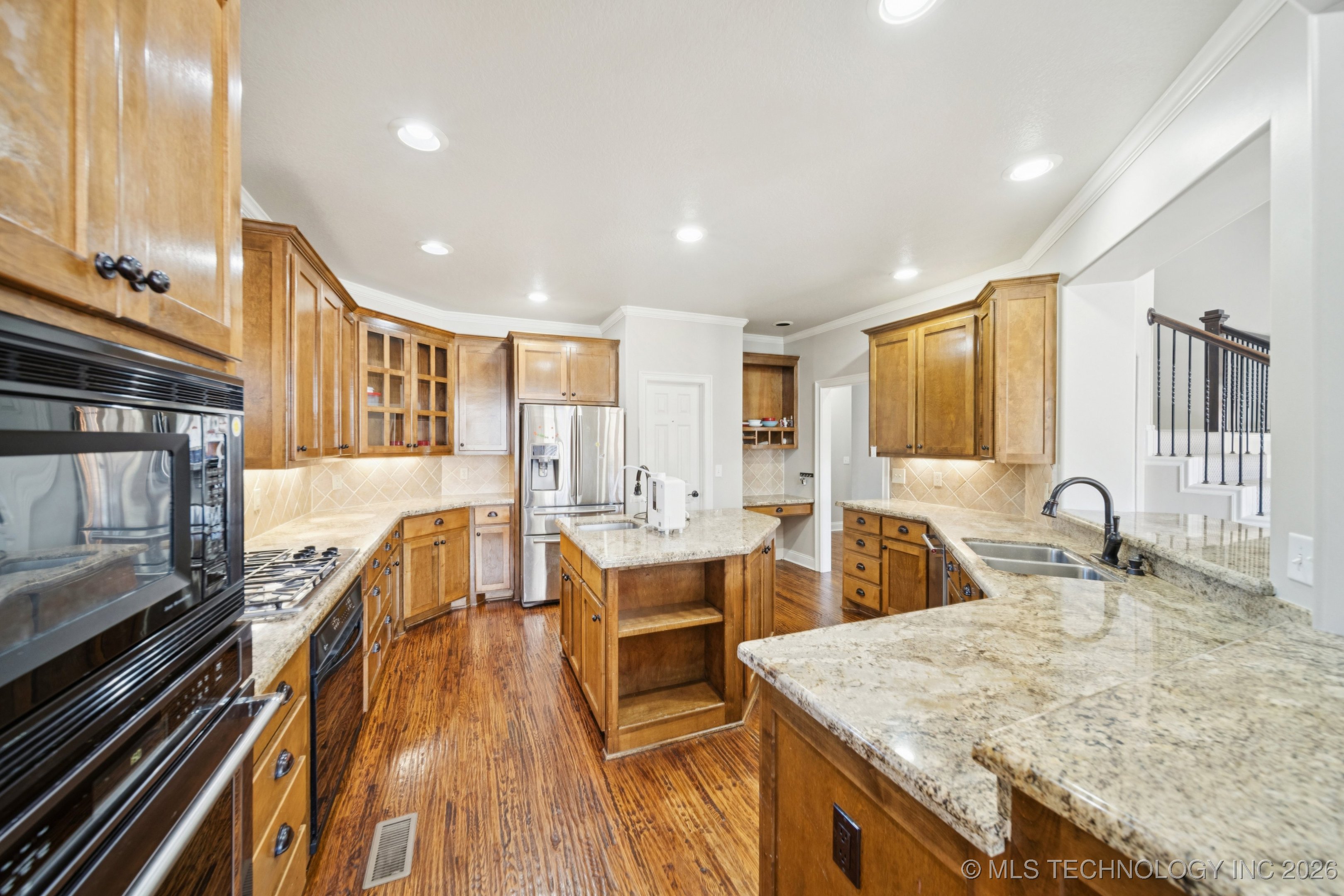 6510 E 83rd Place