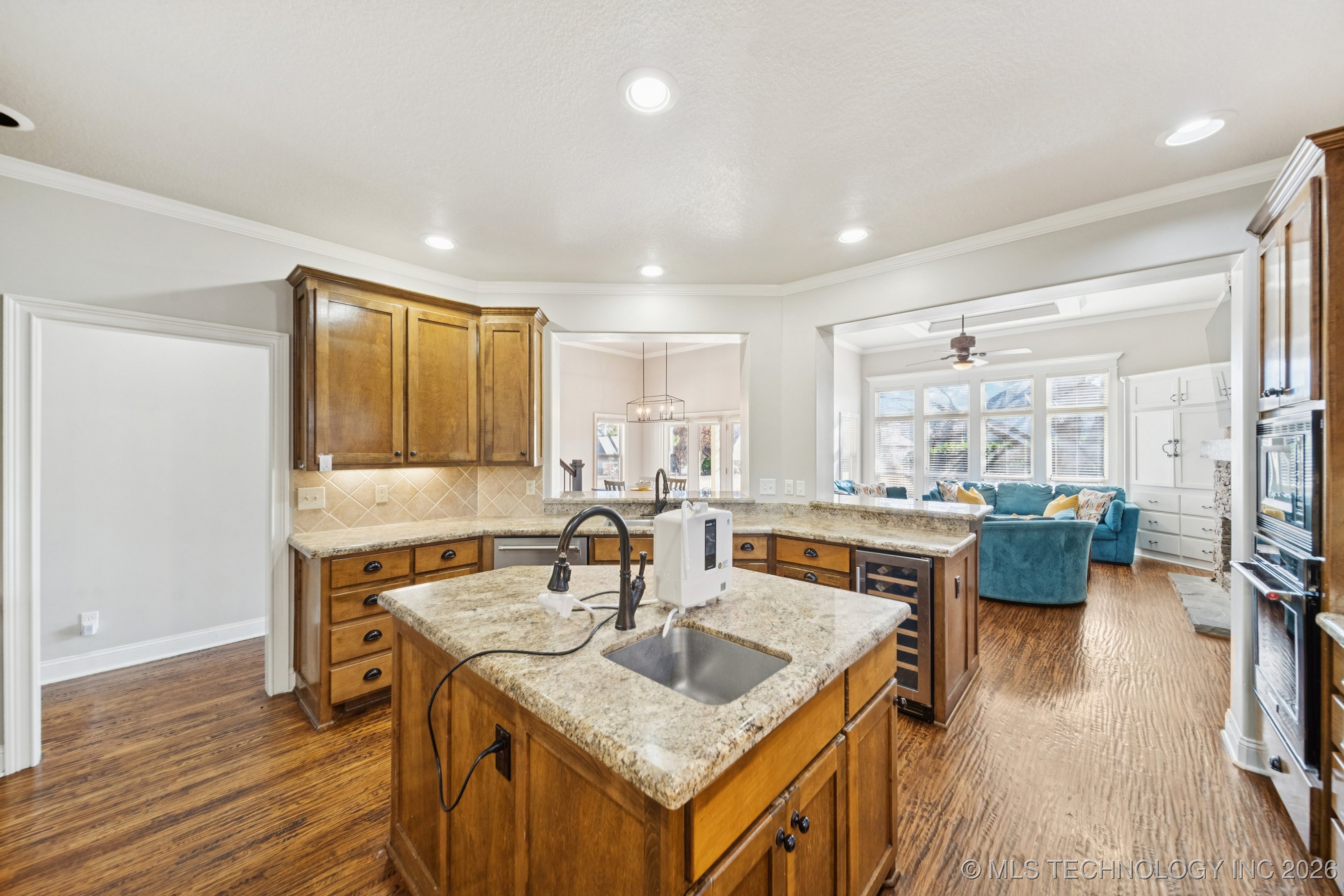 6510 E 83rd Place