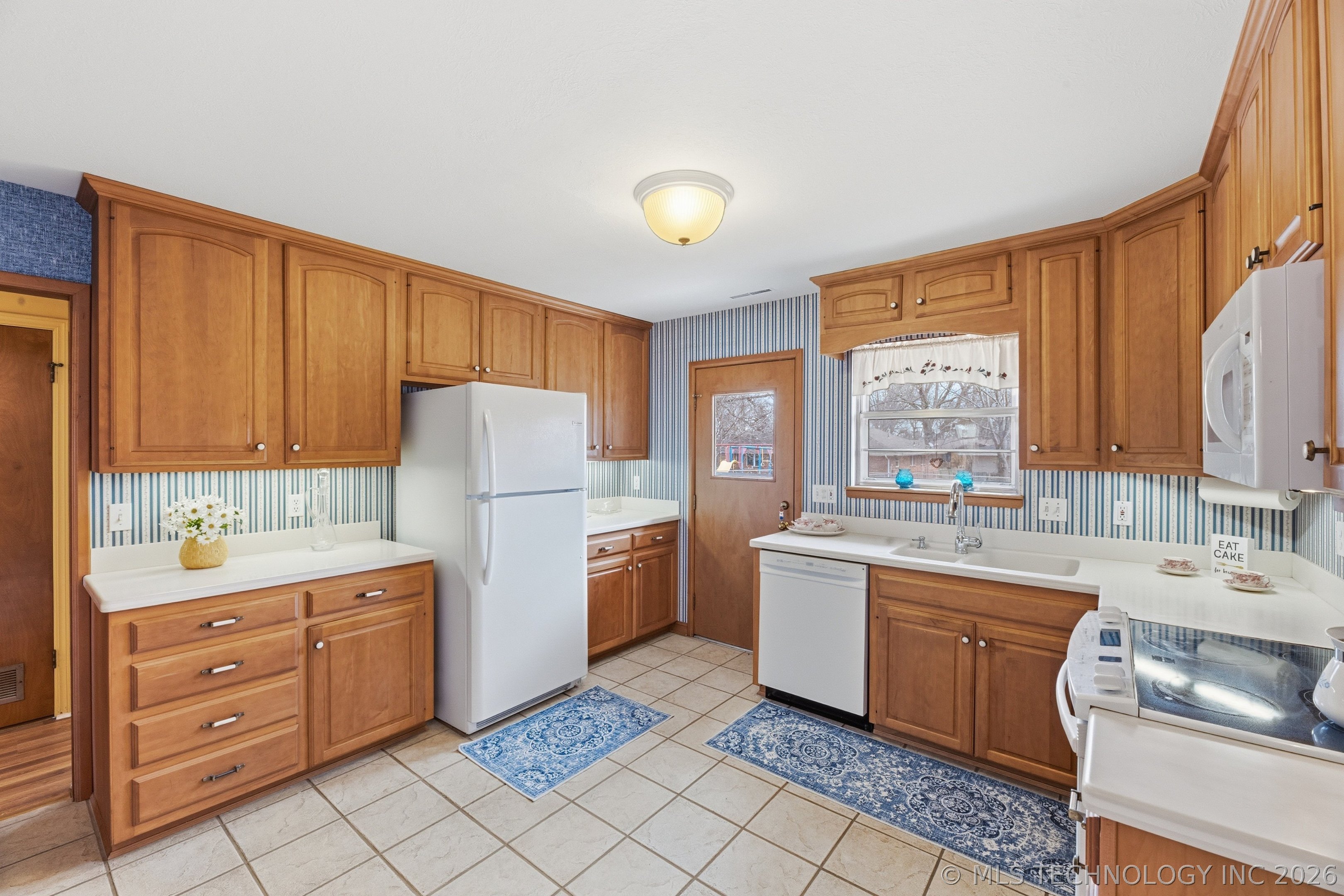 1324 Lariat Drive