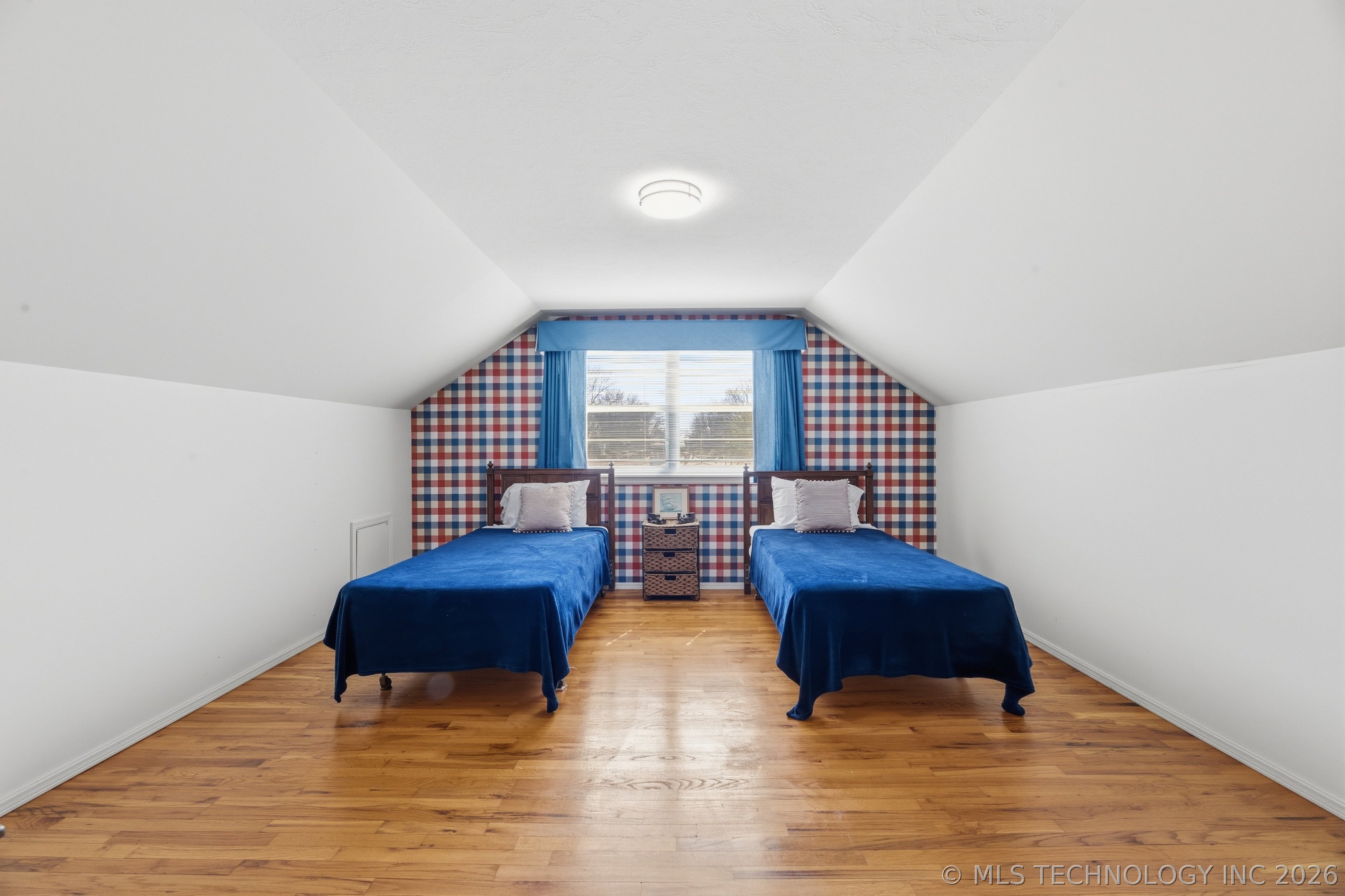 1324 Lariat Drive
