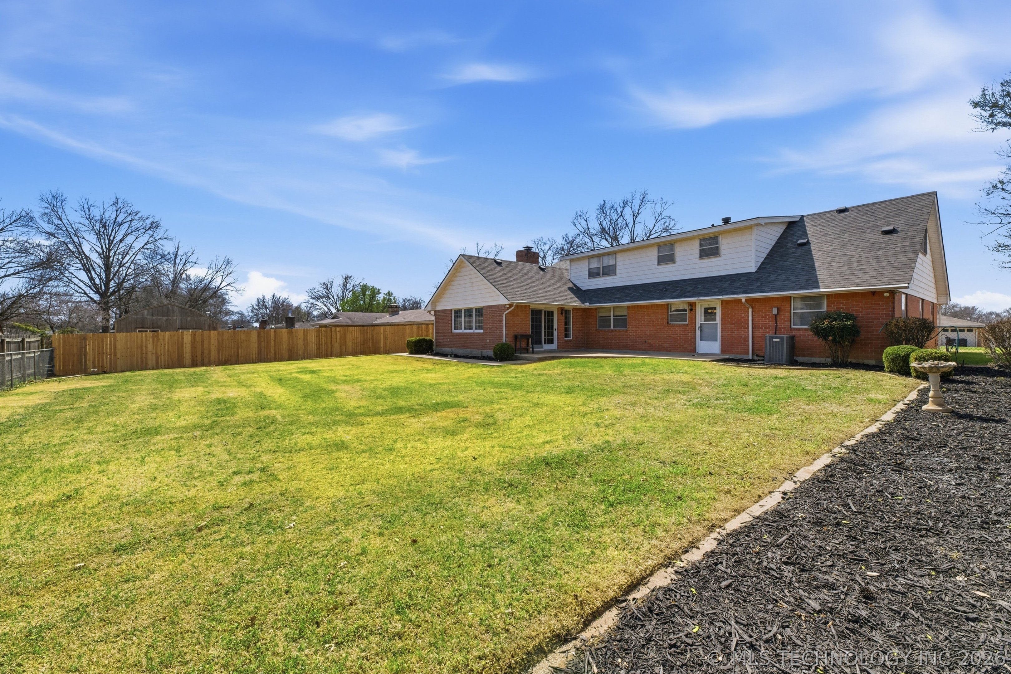 1324 Lariat Drive