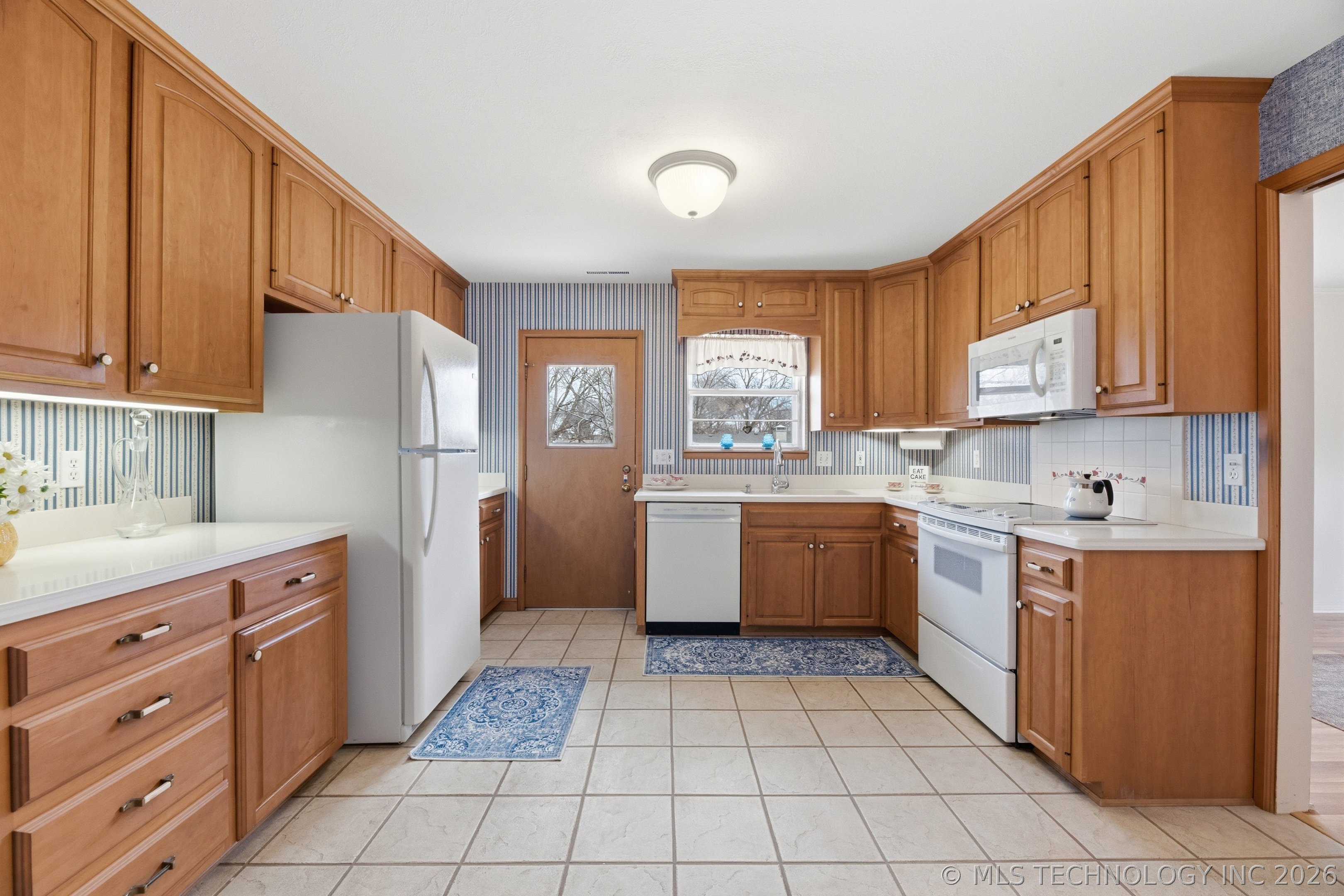 1324 Lariat Drive