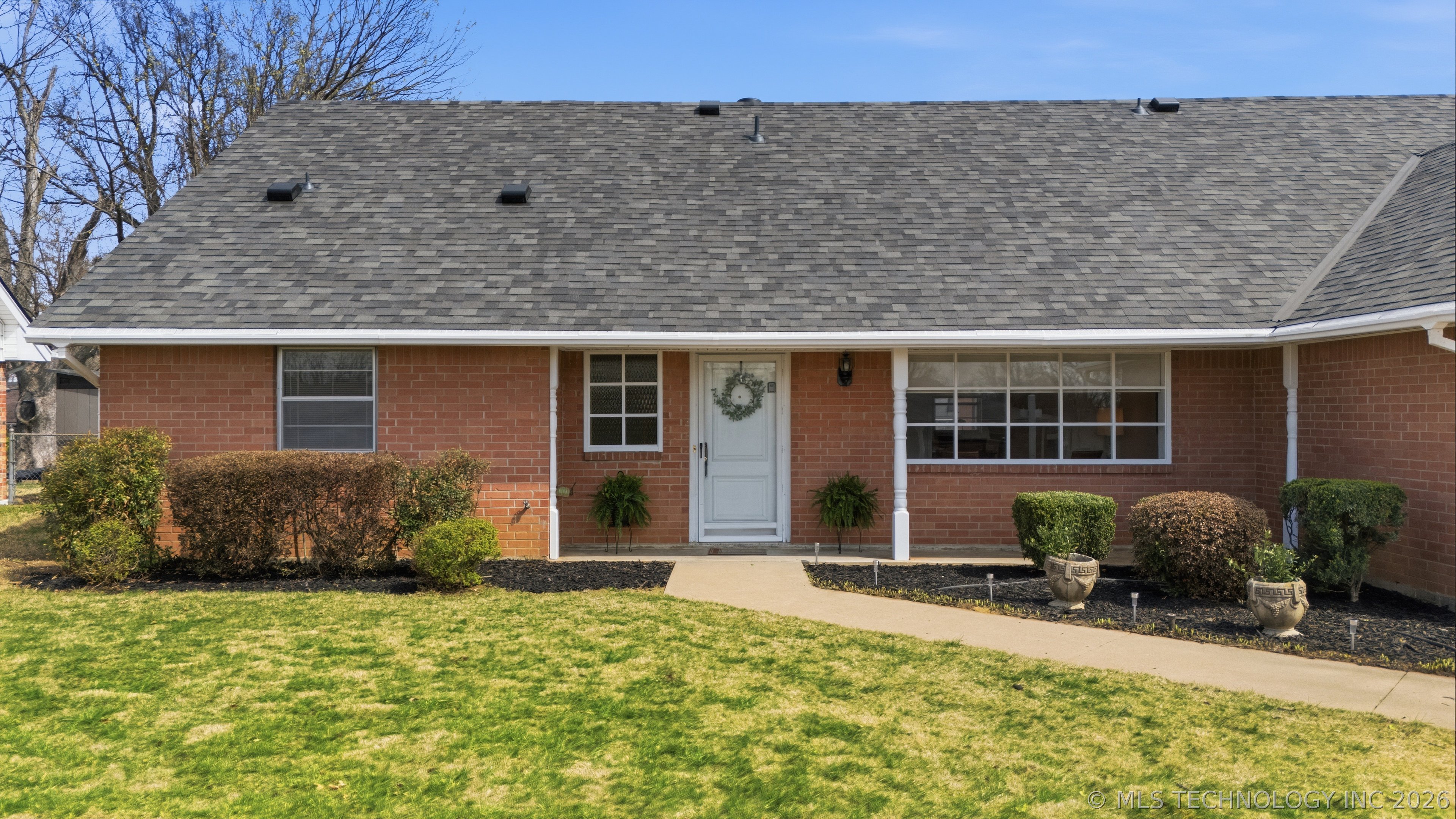 1324 Lariat Drive