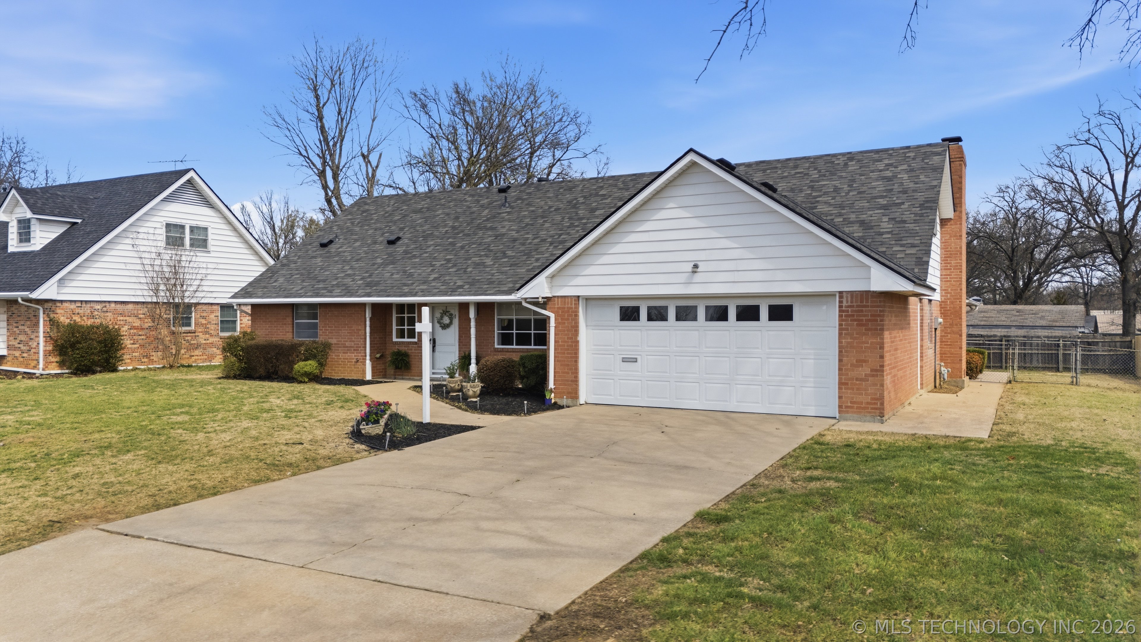 1324 Lariat Drive