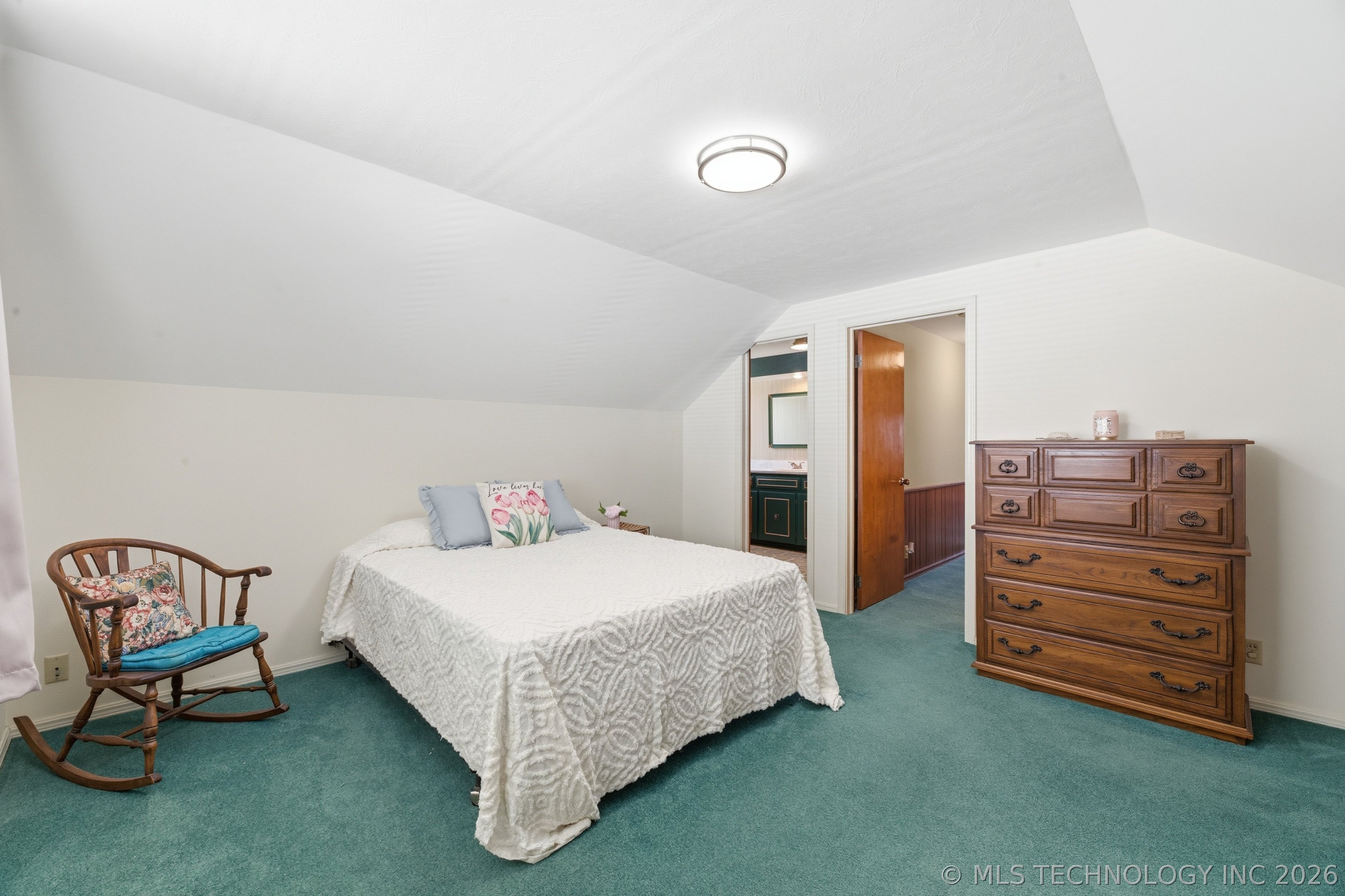 1324 Lariat Drive