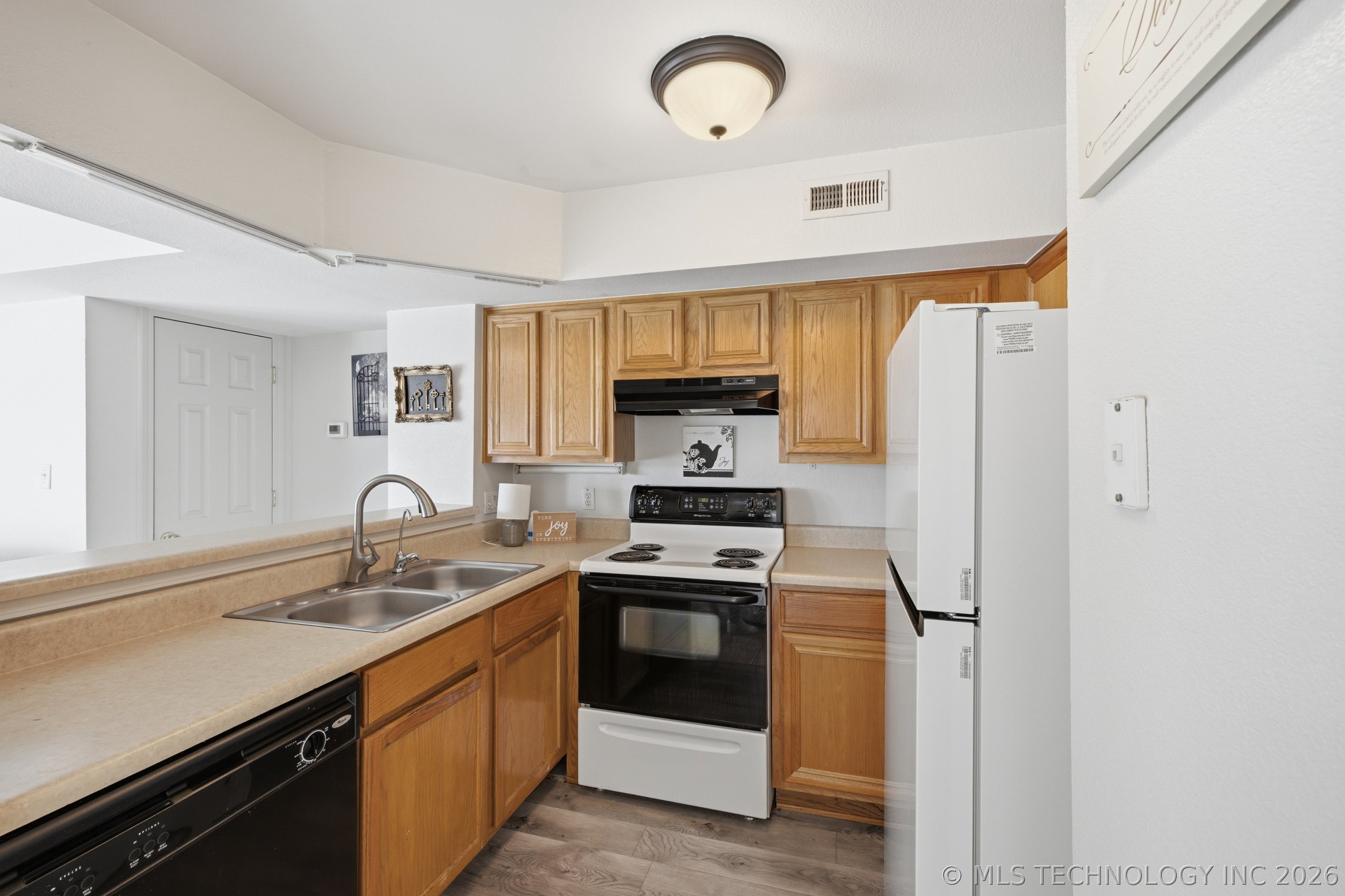 1904 E 66th Place C210
