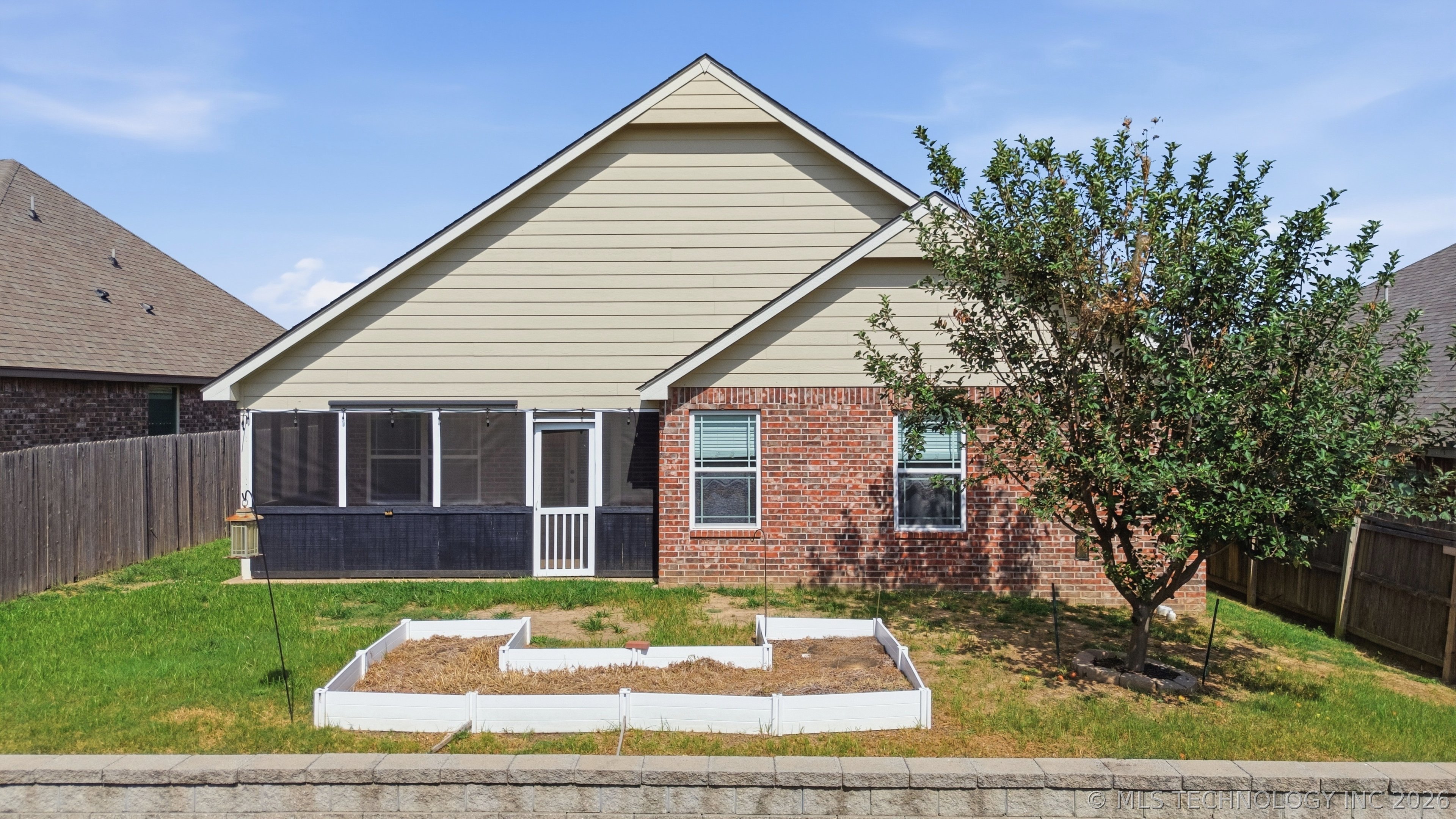 13328 S 21st Place