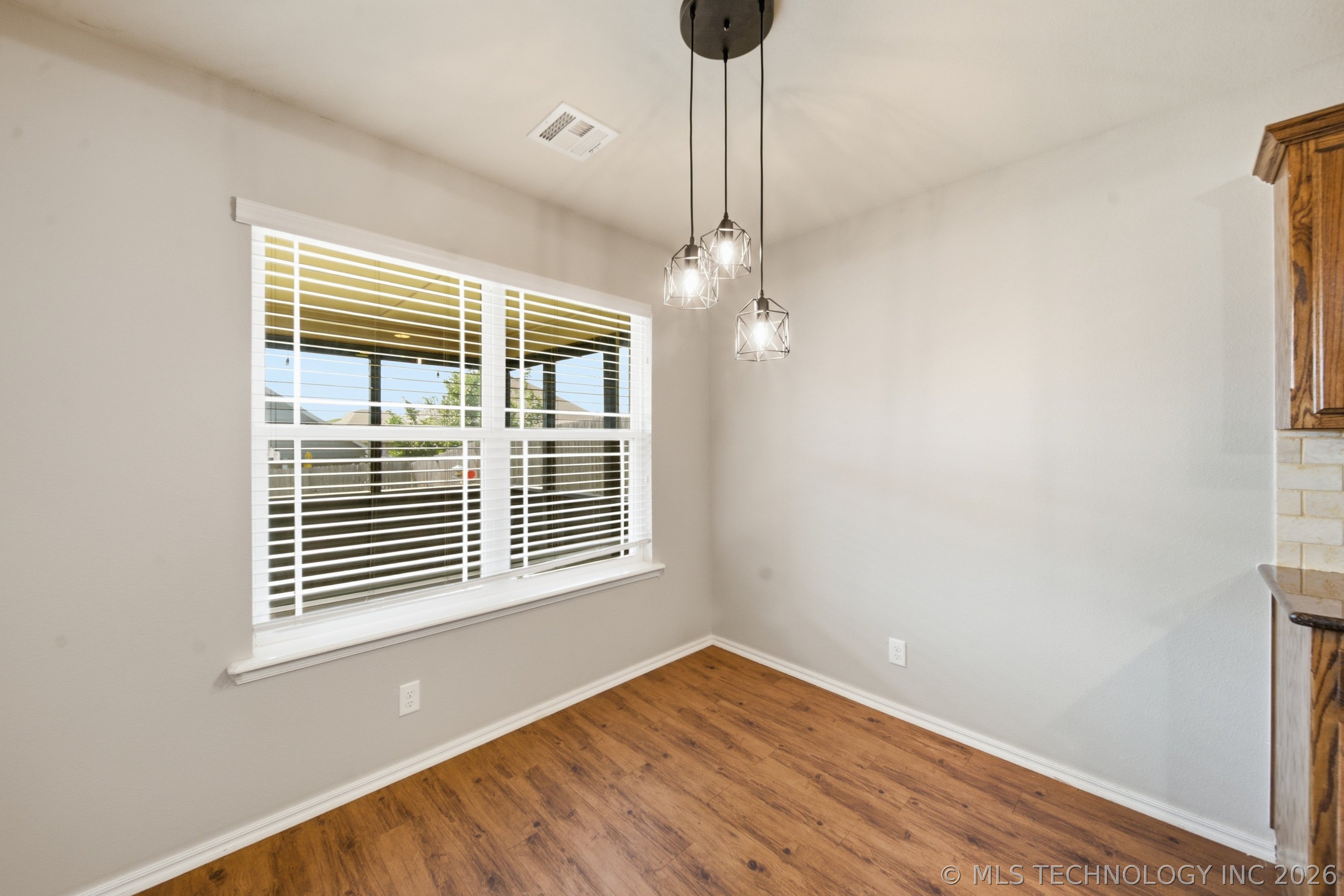 13328 S 21st Place