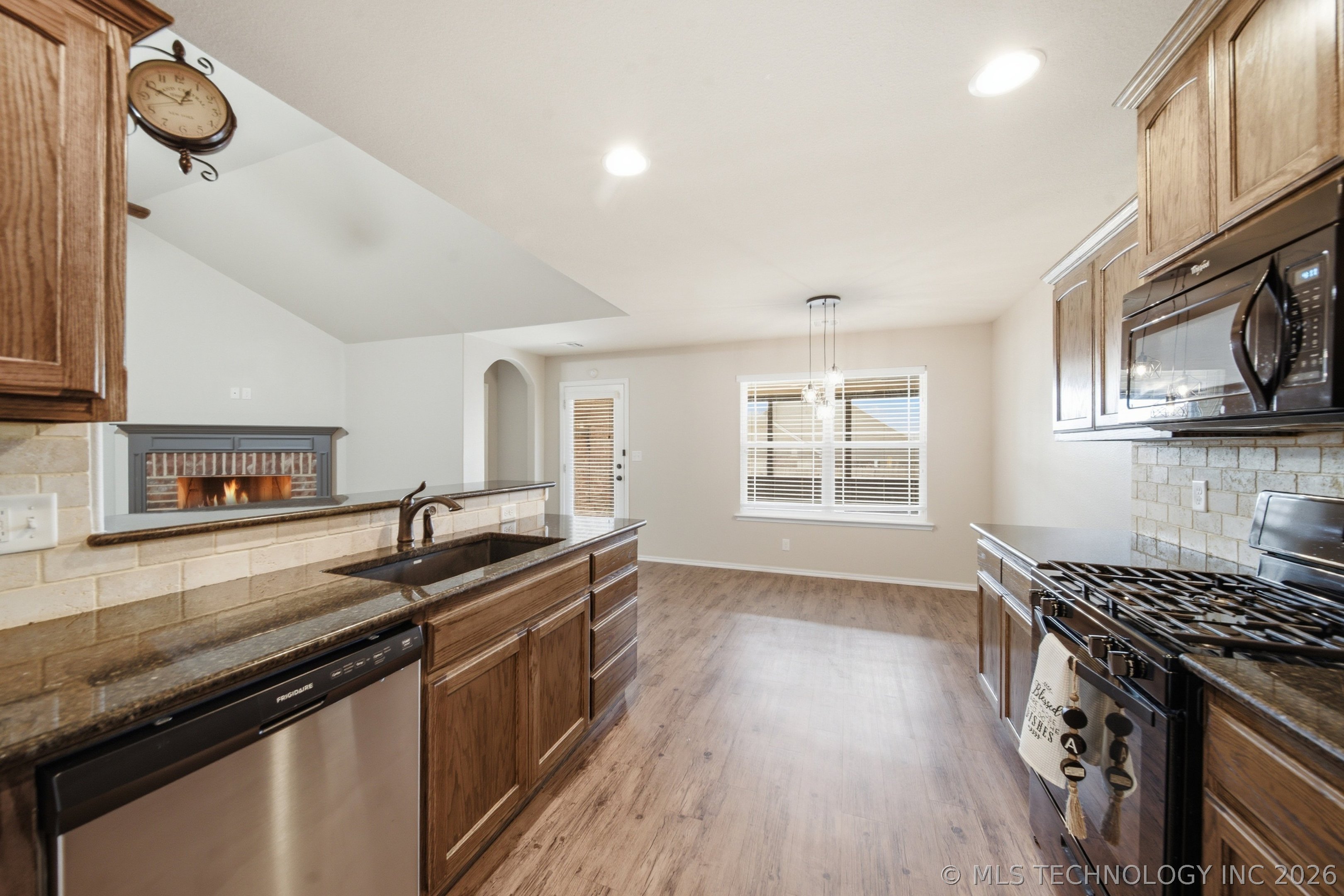 13328 S 21st Place
