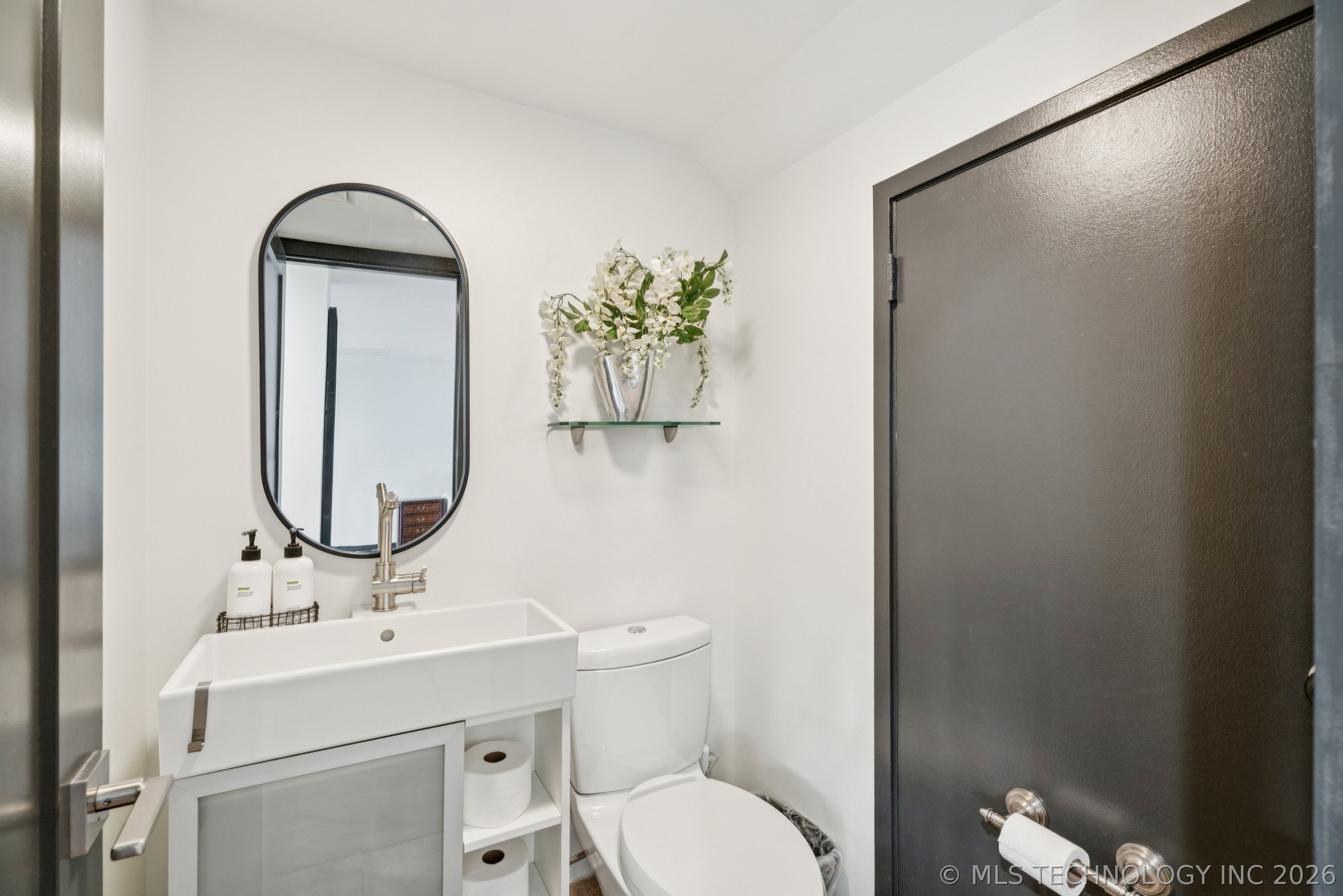 410 W 7th Street 244
