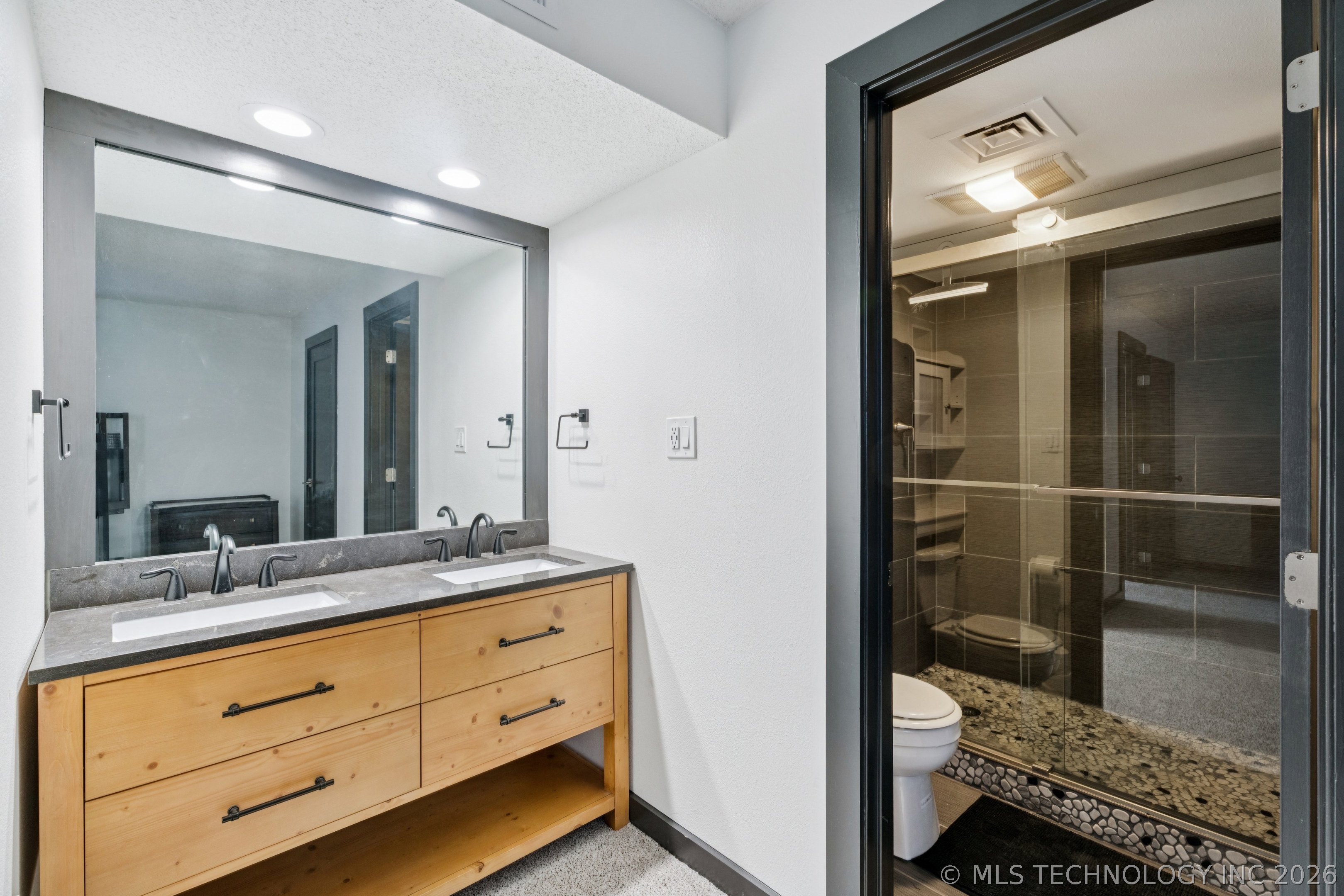 410 W 7th Street 244