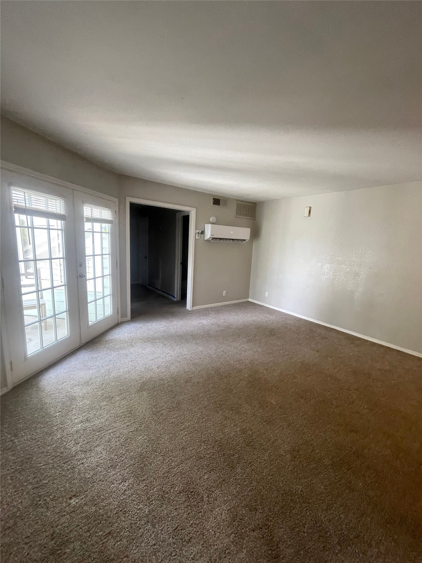 6663 Victor Street H304