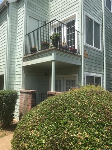6663 Victor Street H304