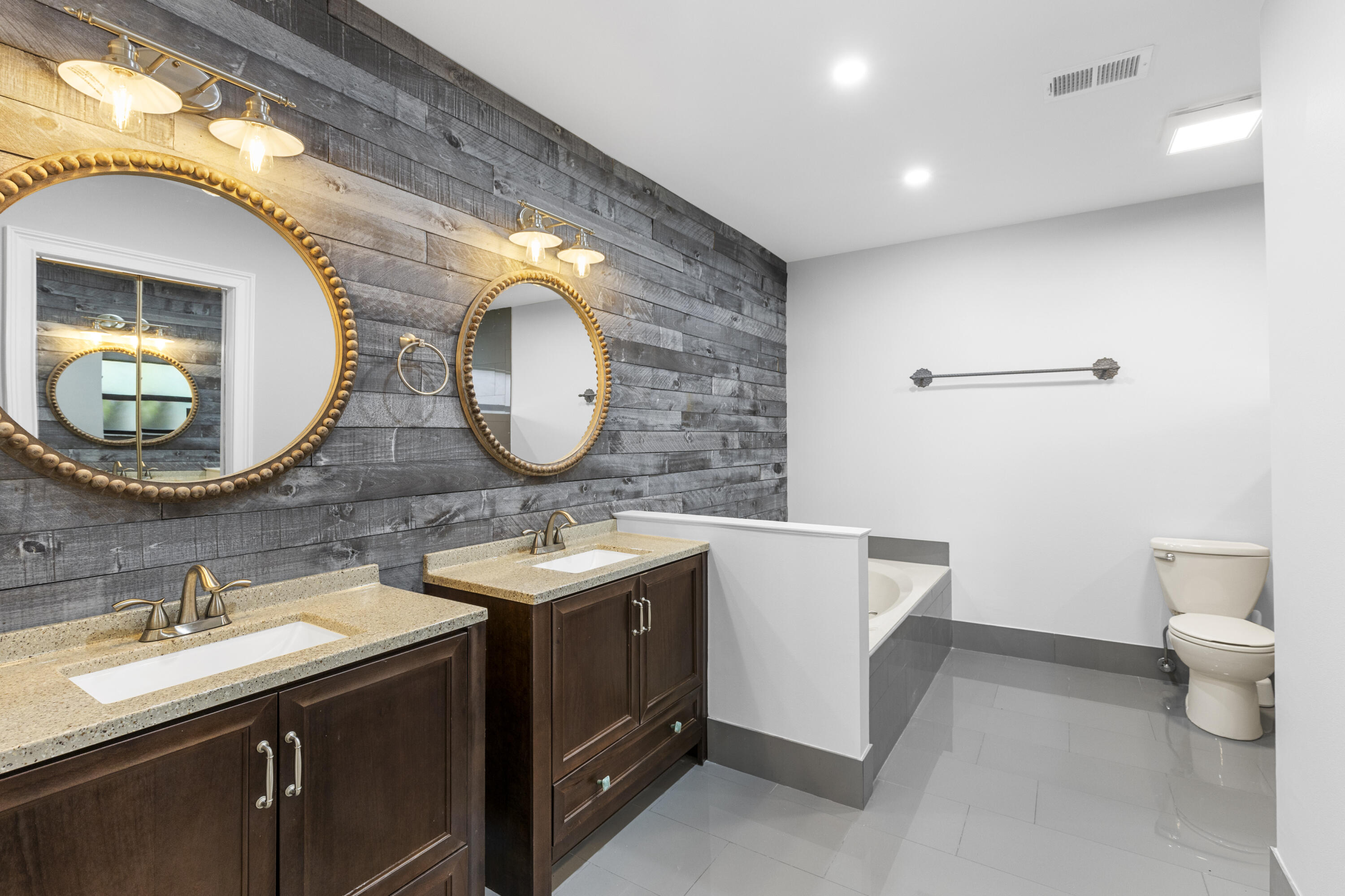 13868 Ishnala Circle