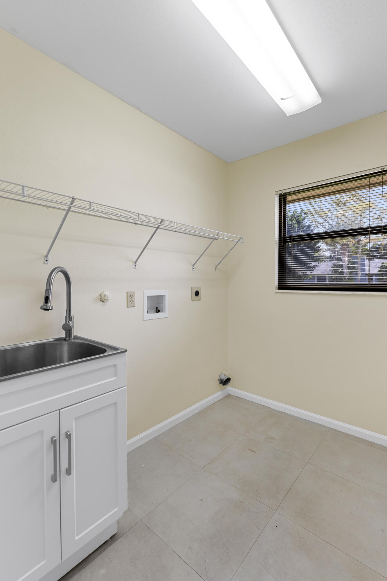 13868 Ishnala Circle