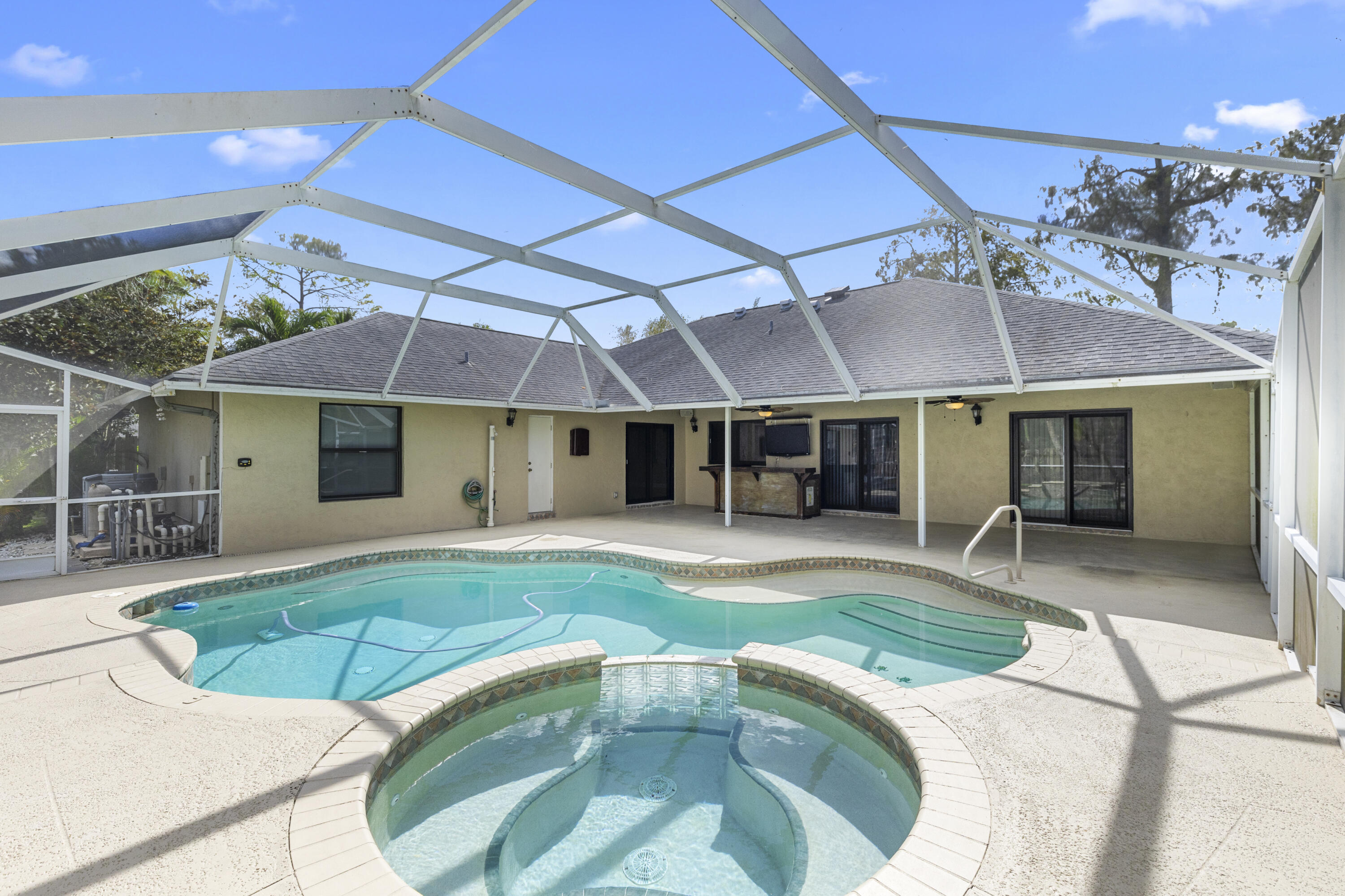 13868 Ishnala Circle